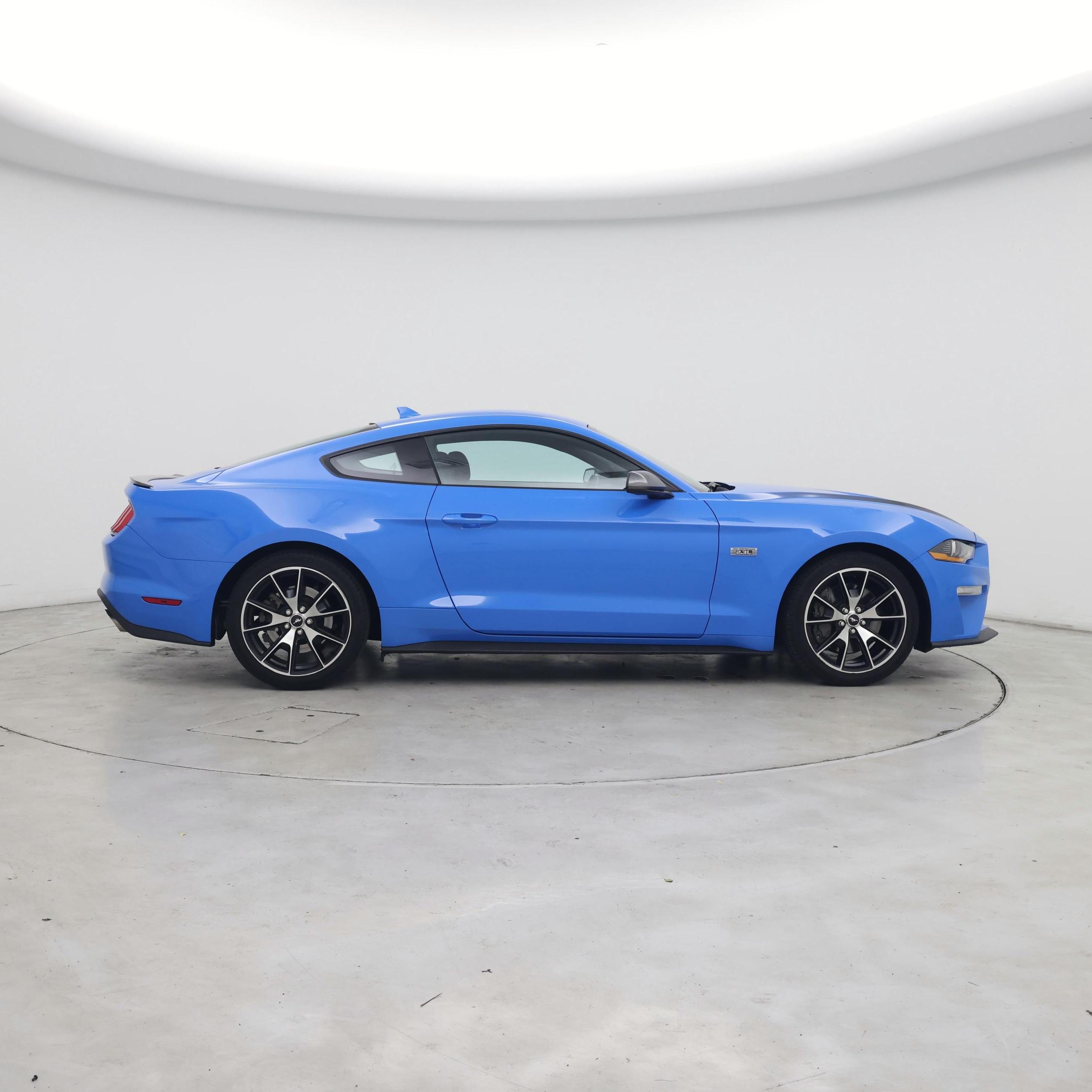 Thumbnail: 2022 Ford Mustang - 7