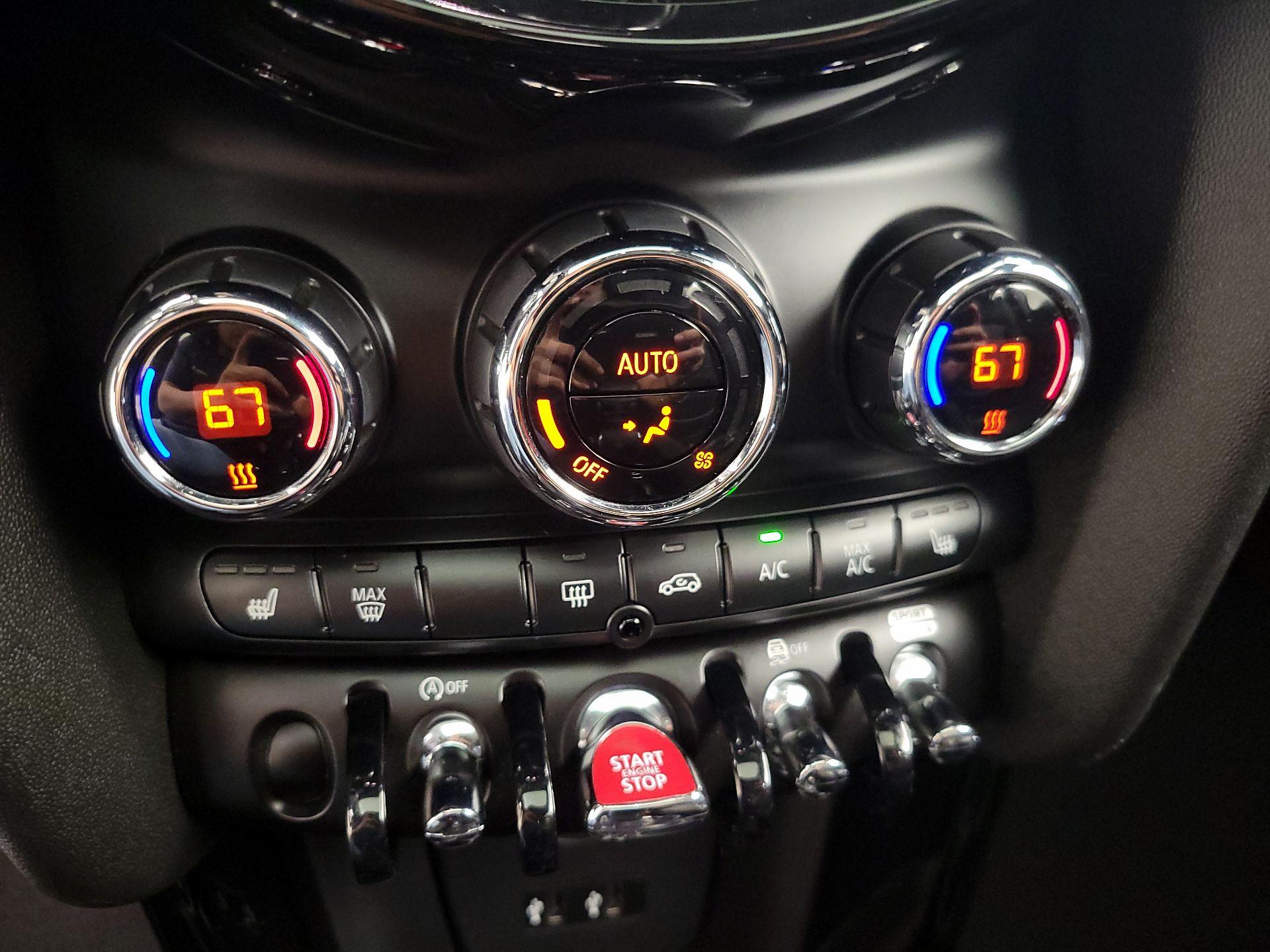 Thumbnail: 2020 MINI Cooper Hardtop - 16