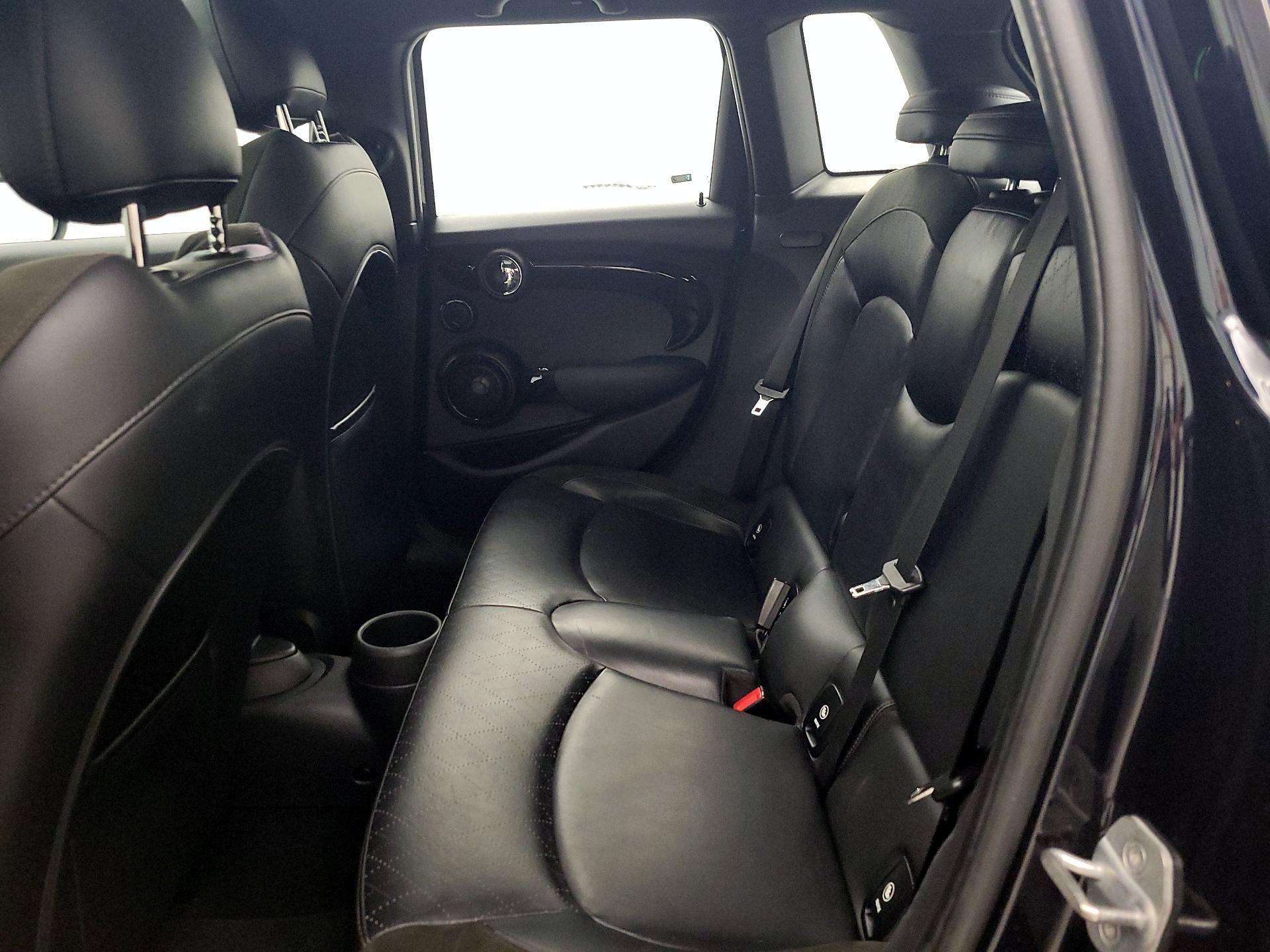 Thumbnail: 2020 MINI Cooper Hardtop - 19