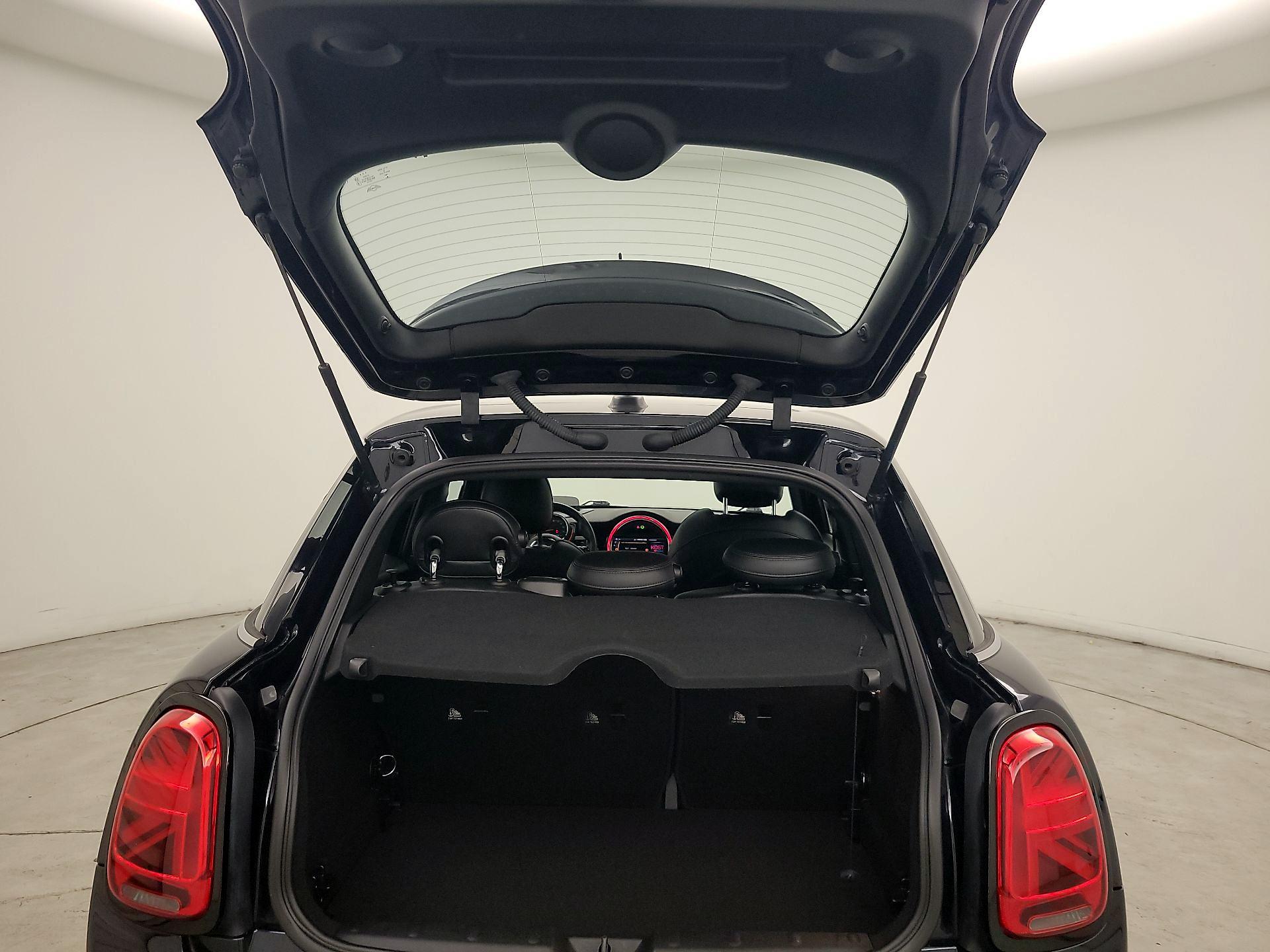 Thumbnail: 2020 MINI Cooper Hardtop - 20
