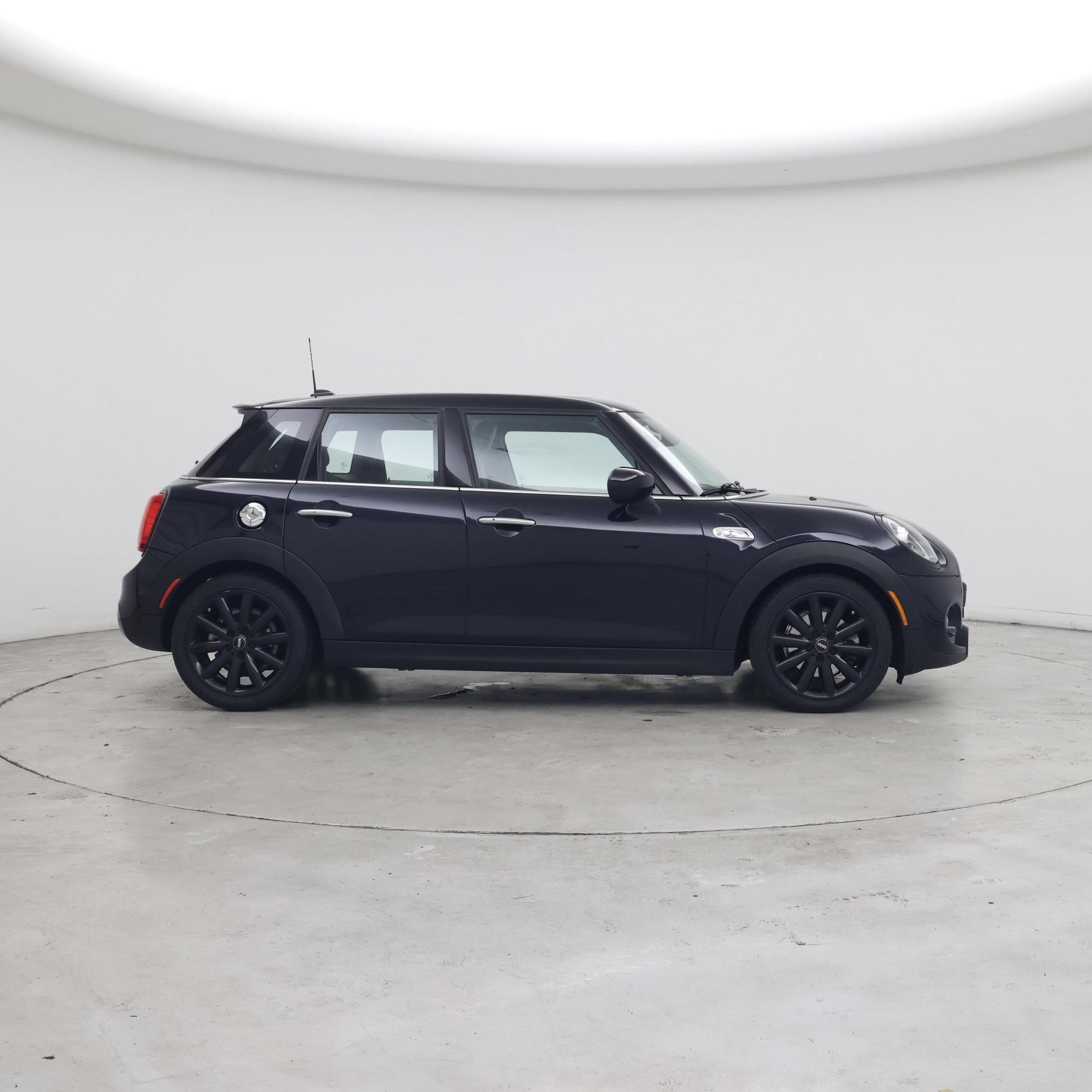 Thumbnail: 2020 MINI Cooper Hardtop - 7
