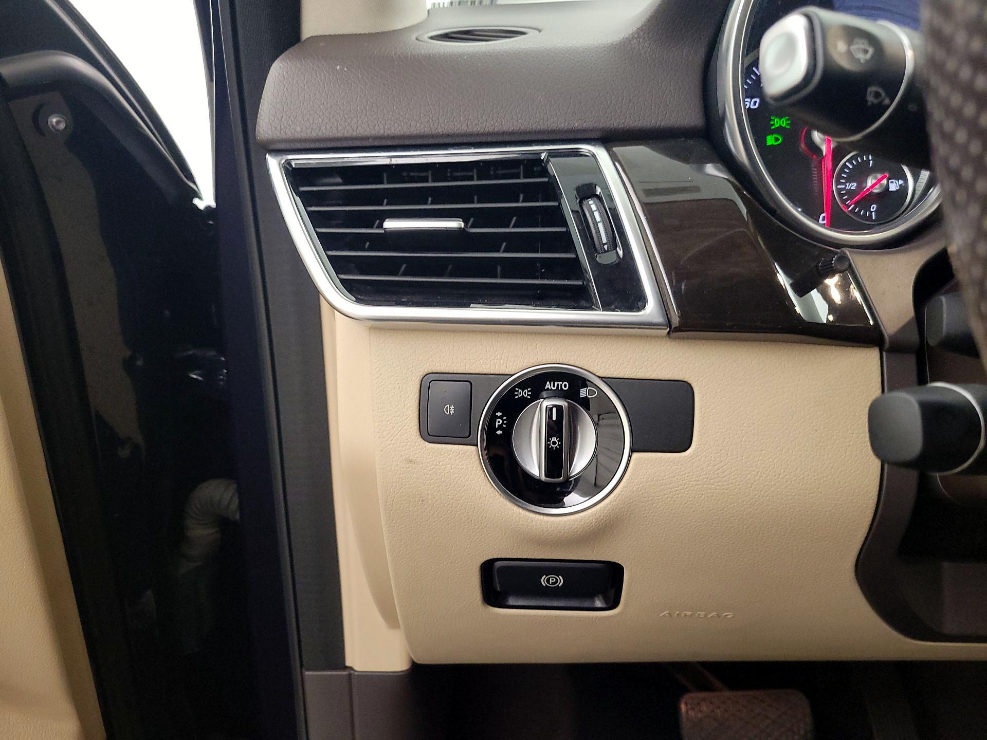 Thumbnail: 2018 Mercedes-Benz GLE - 13