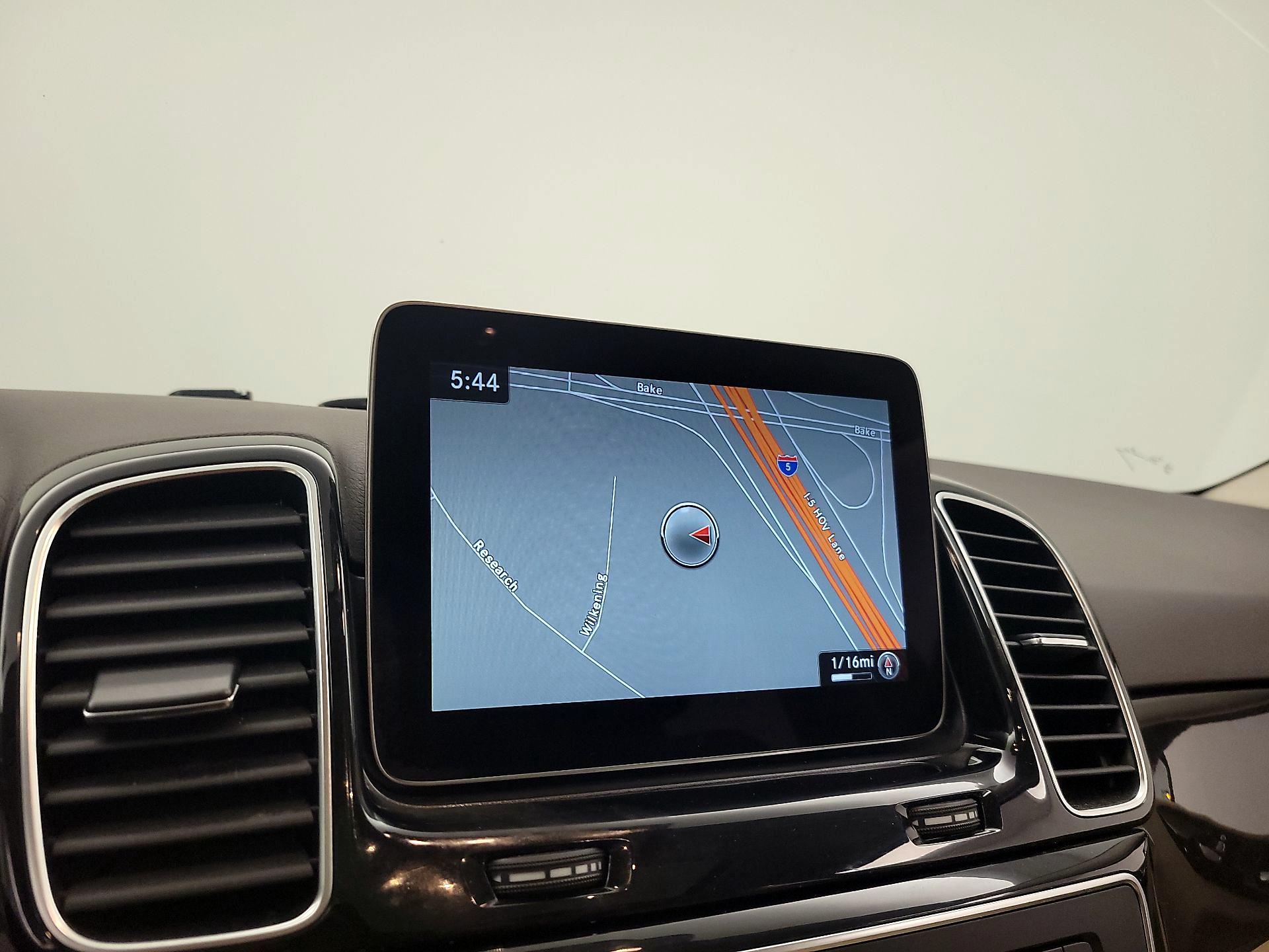 Thumbnail: 2018 Mercedes-Benz GLE - 14