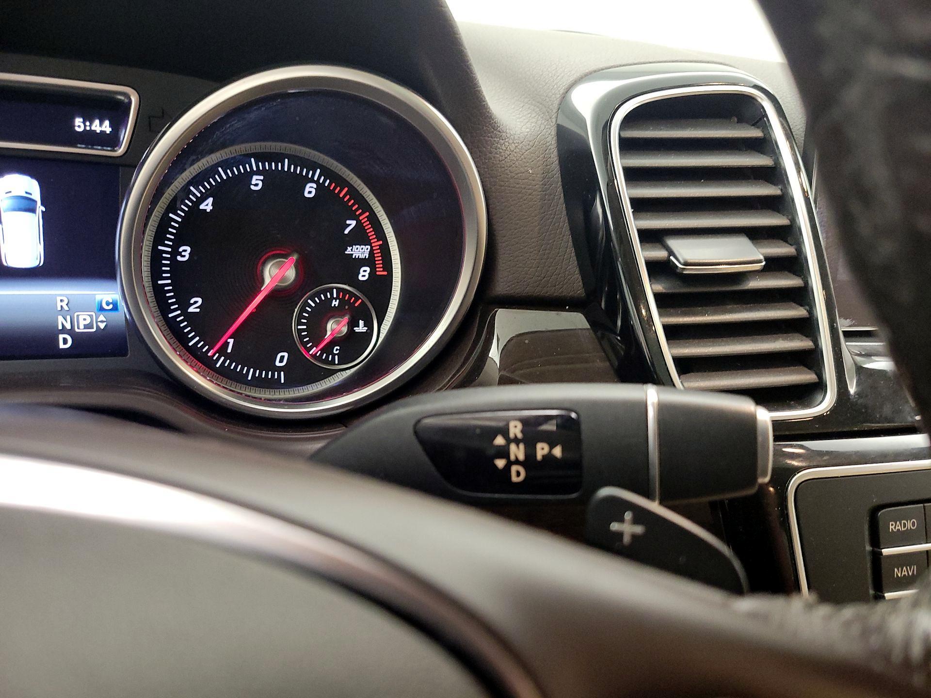 Thumbnail: 2018 Mercedes-Benz GLE - 18