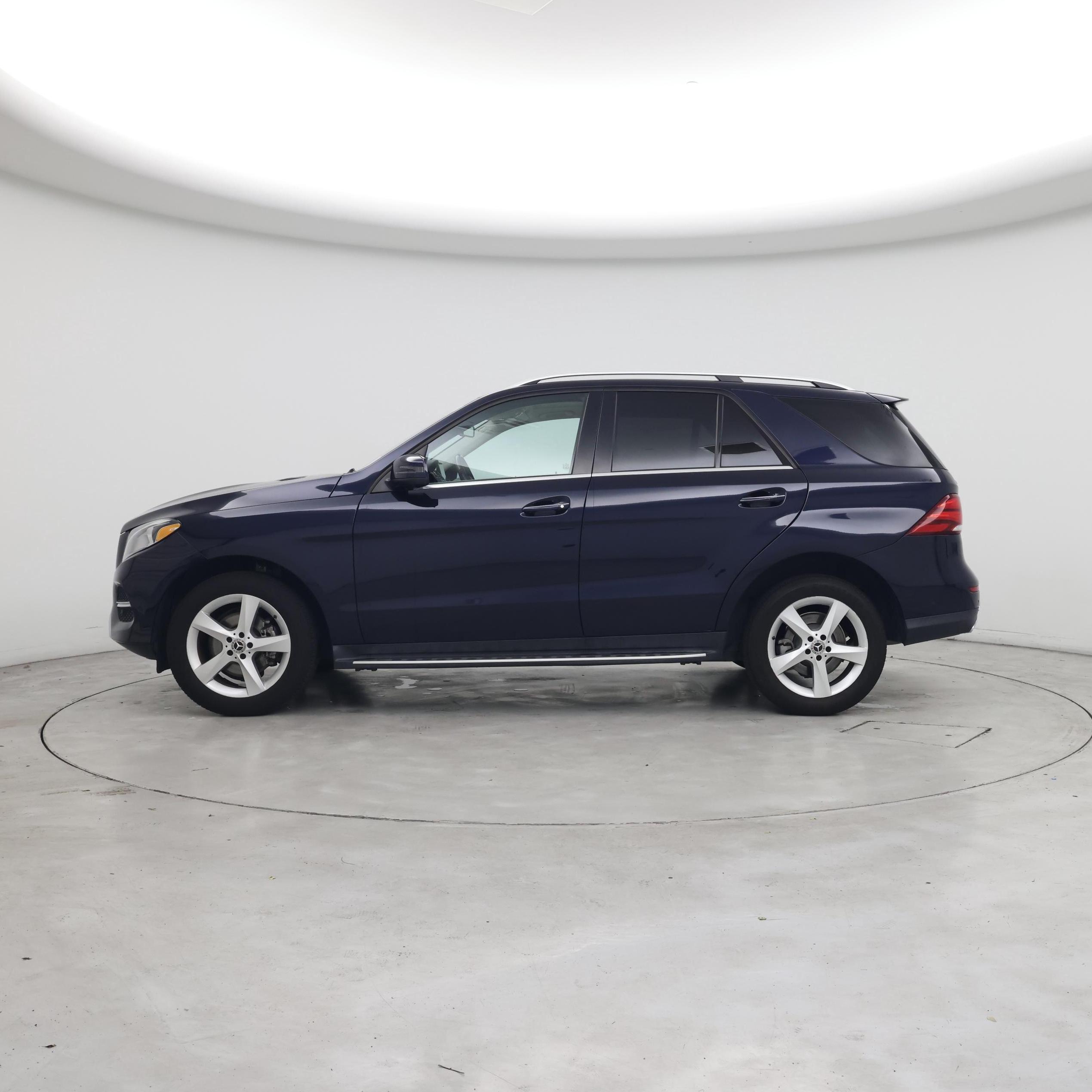 Thumbnail: 2018 Mercedes-Benz GLE - 3