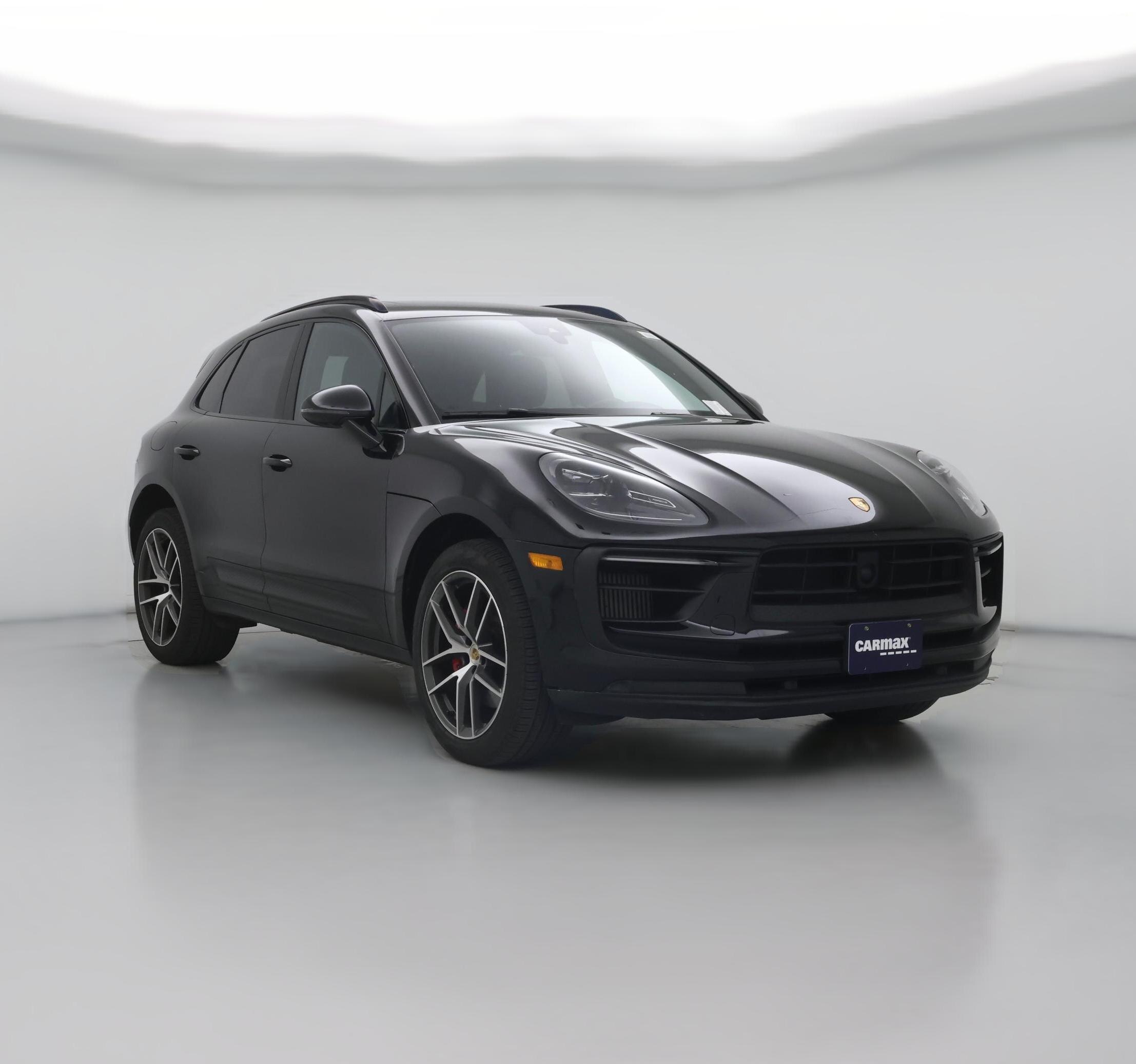 Thumbnail: 2023 Porsche Macan - 1