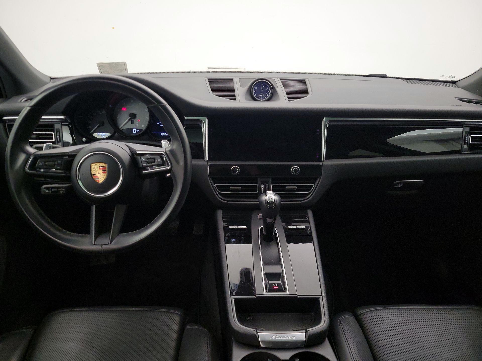Thumbnail: 2023 Porsche Macan - 9