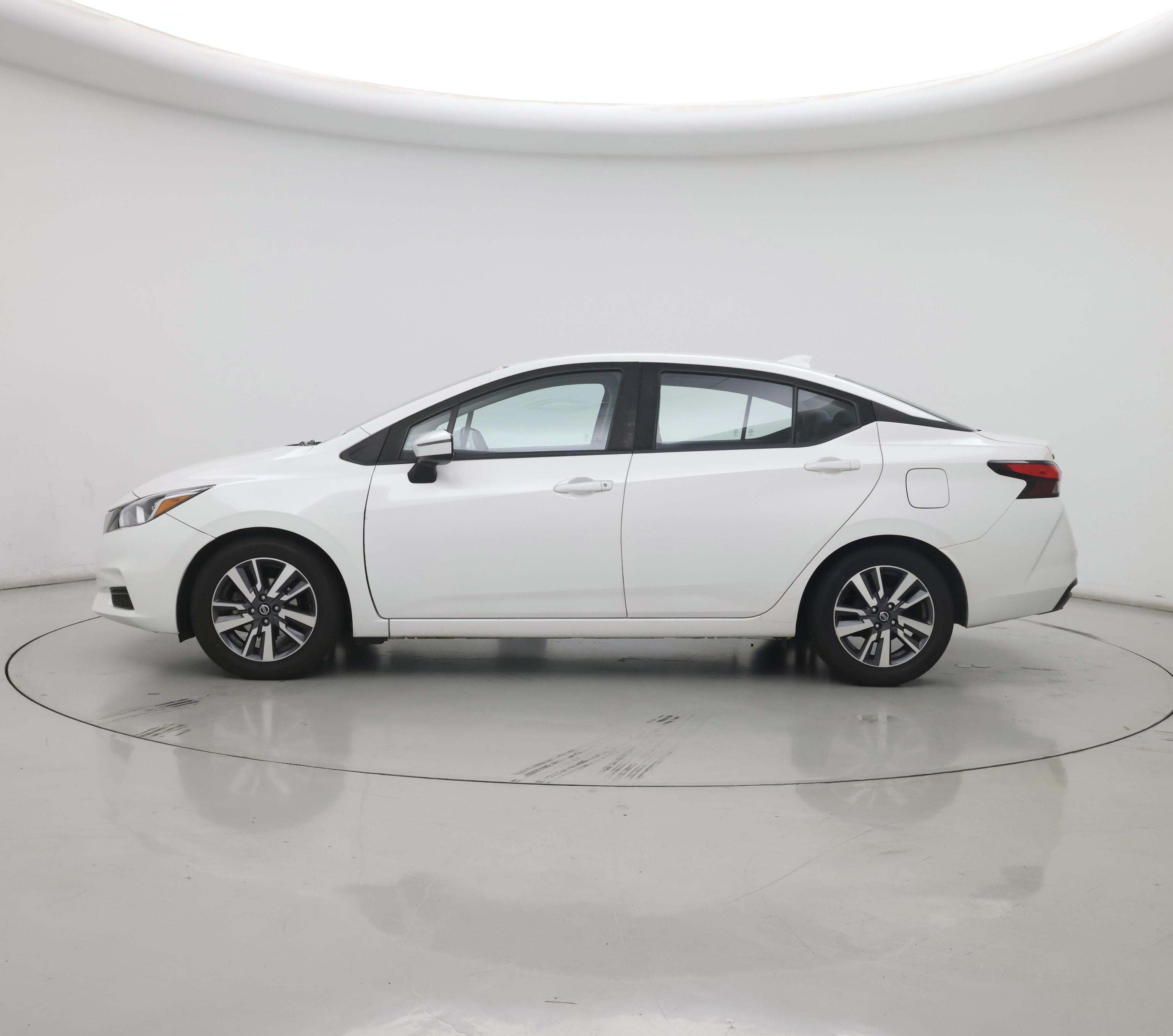 Thumbnail: 2020 Nissan Versa - 3