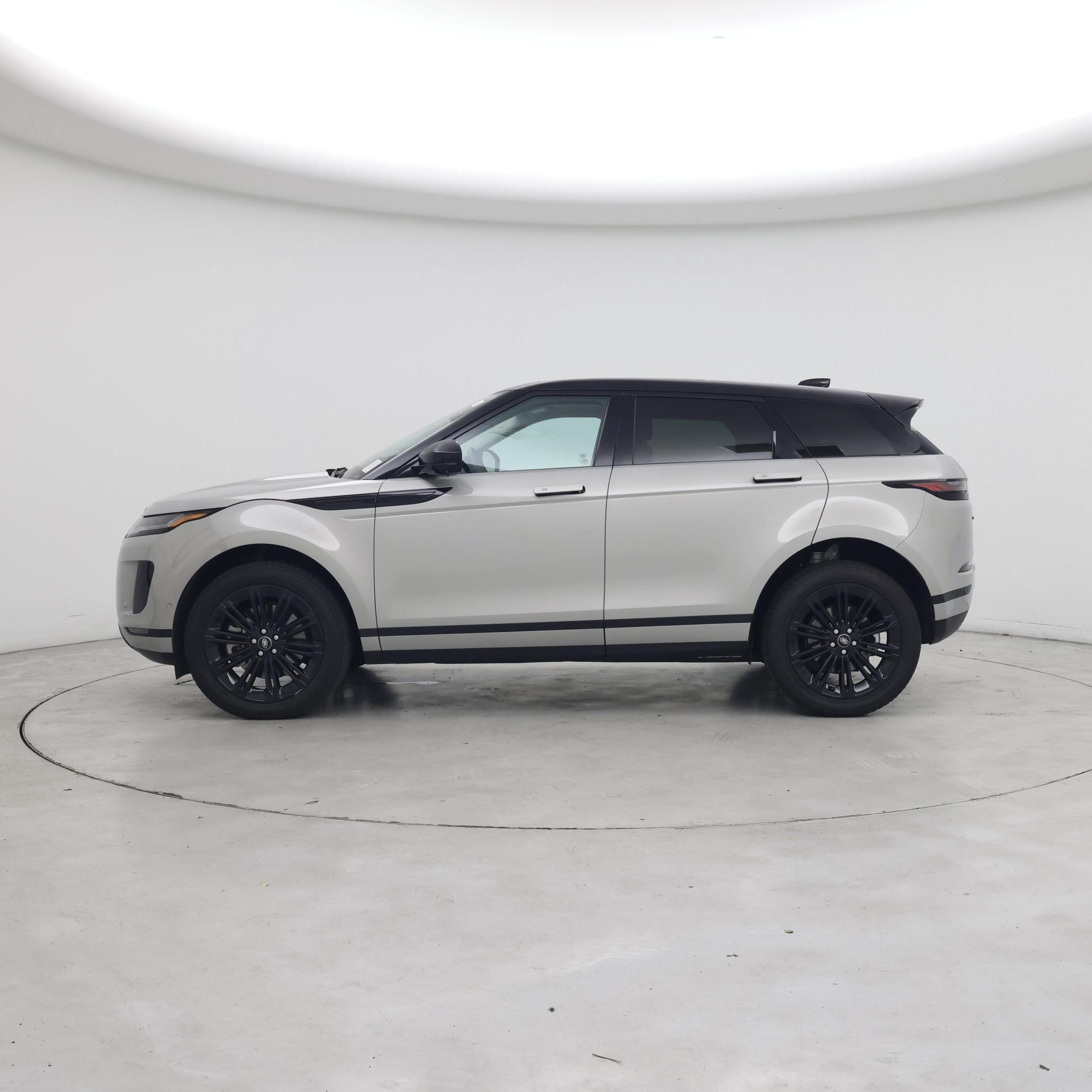 Thumbnail: 2025 Land Rover Range Rover Evoque - 3