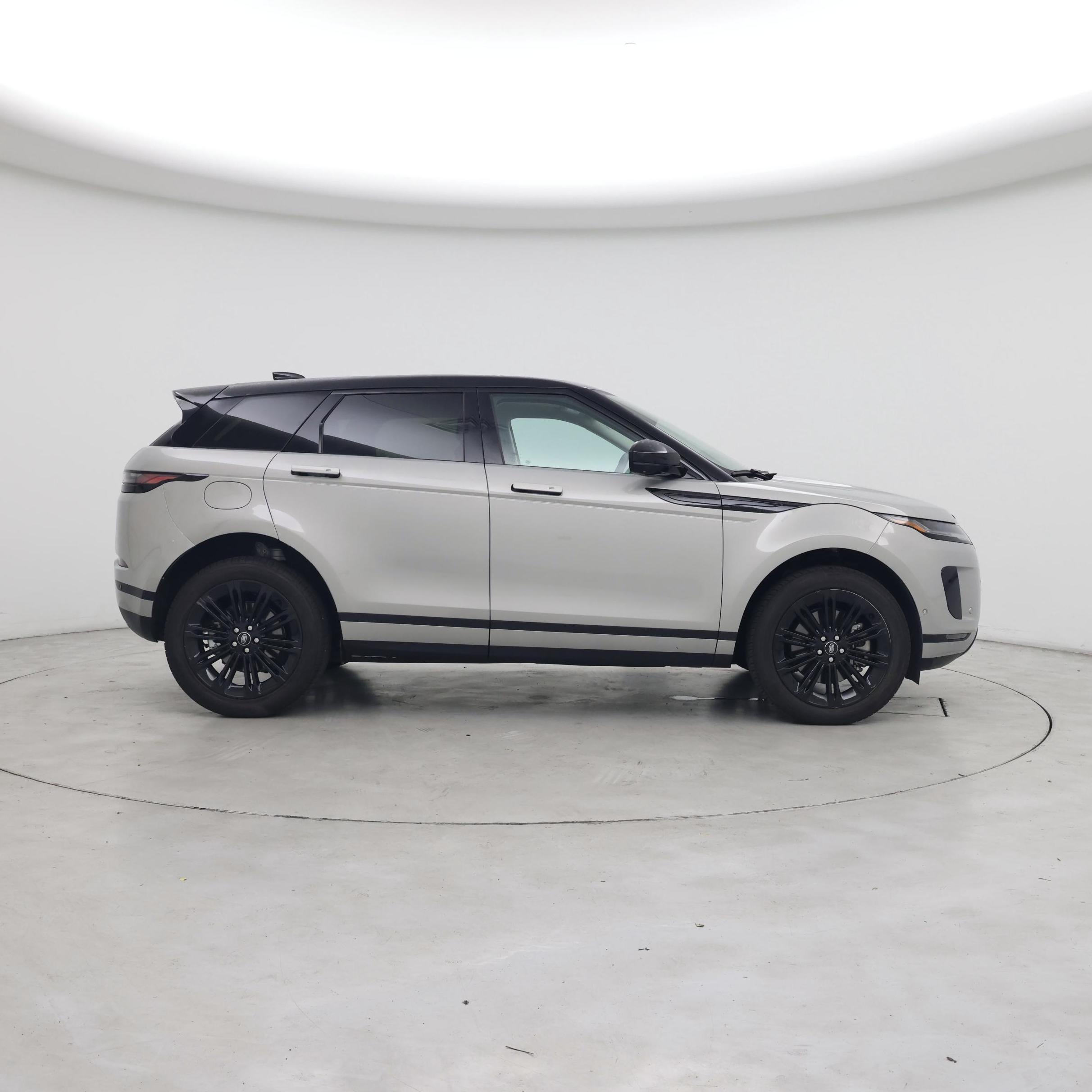 Thumbnail: 2025 Land Rover Range Rover Evoque - 7