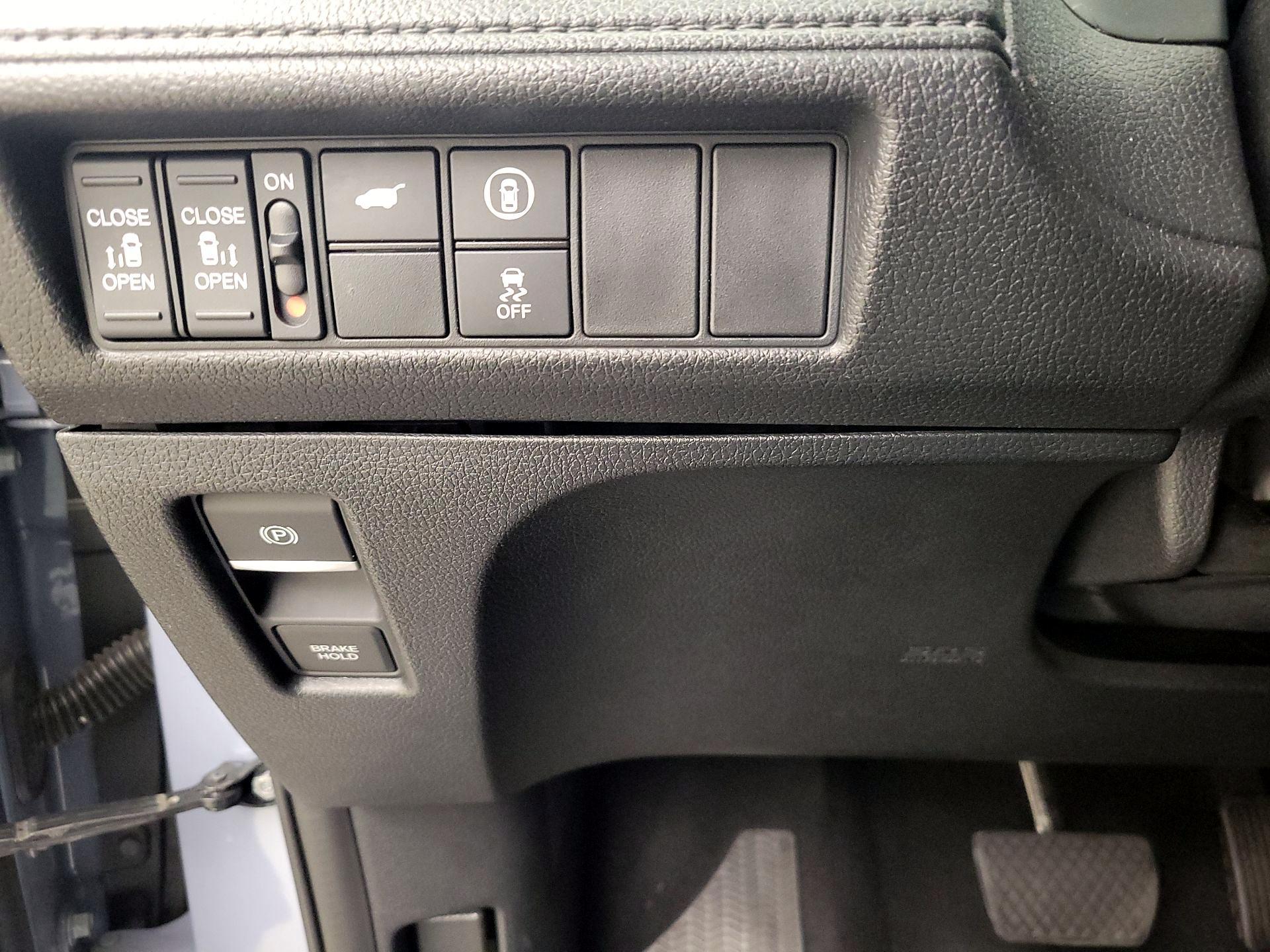 Thumbnail: 2023 Honda Odyssey - 13