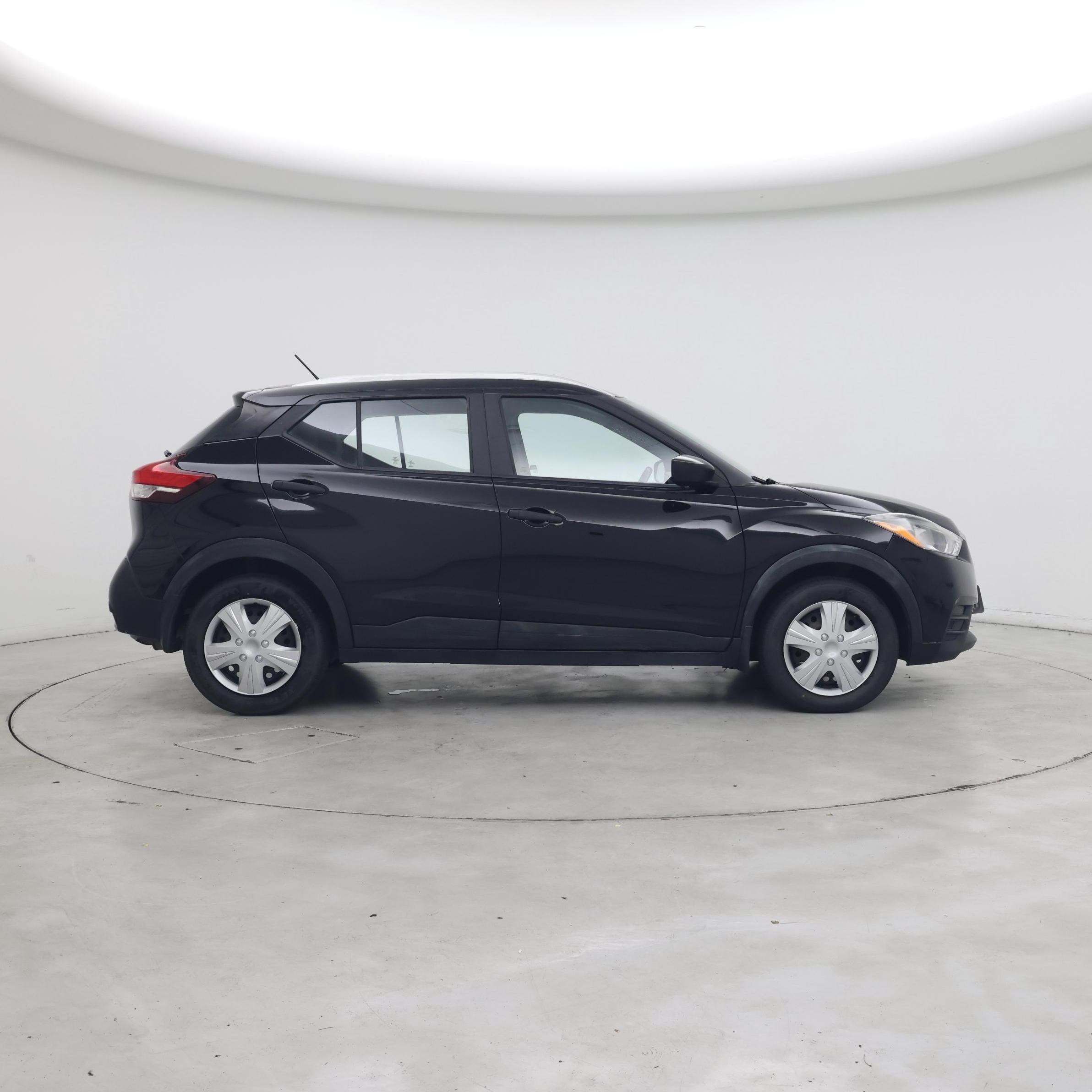 Thumbnail: 2019 Nissan Kicks - 7
