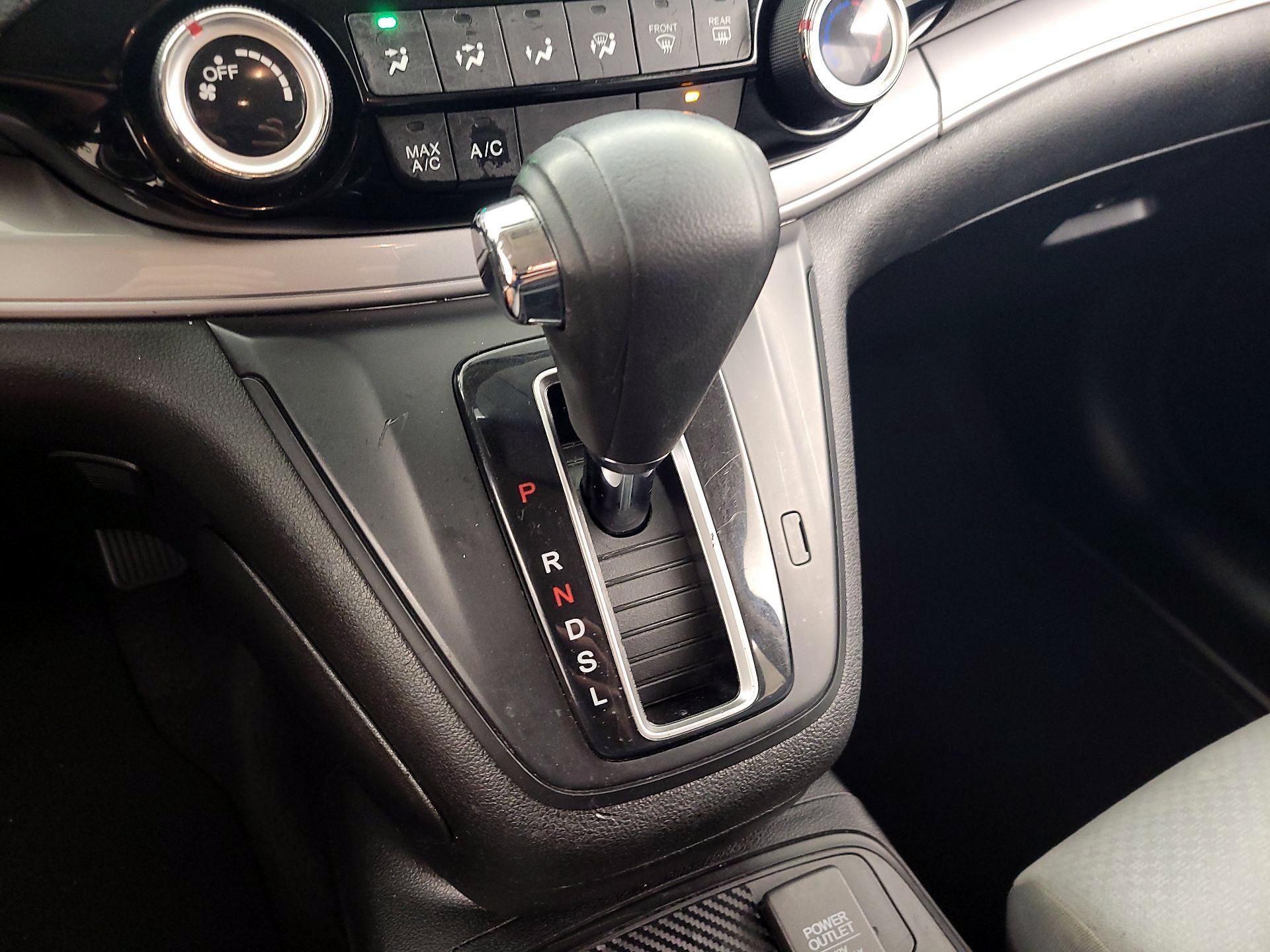 Thumbnail: 2015 Honda CR-V - 17