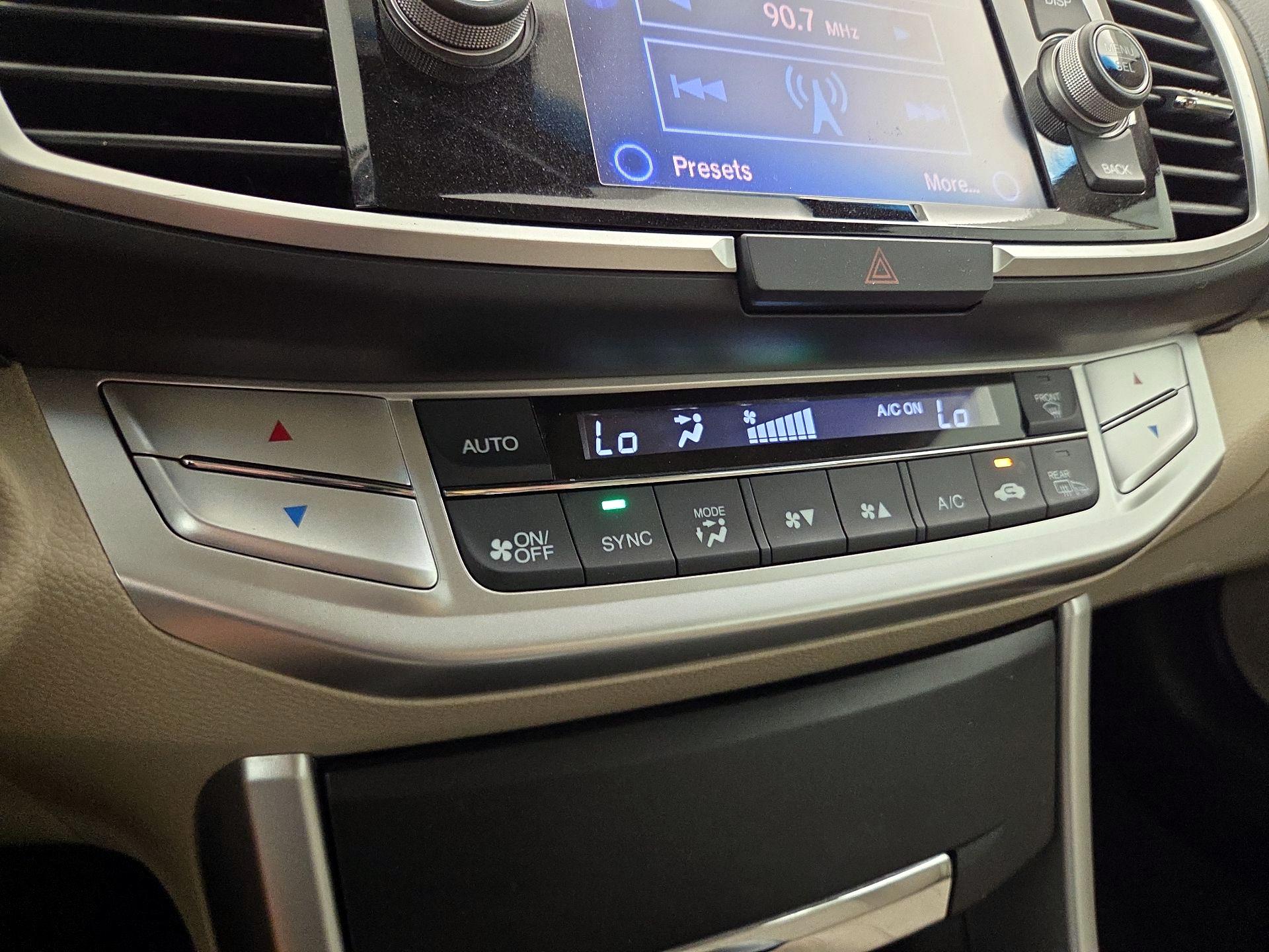 Thumbnail: 2014 Honda Accord - 16