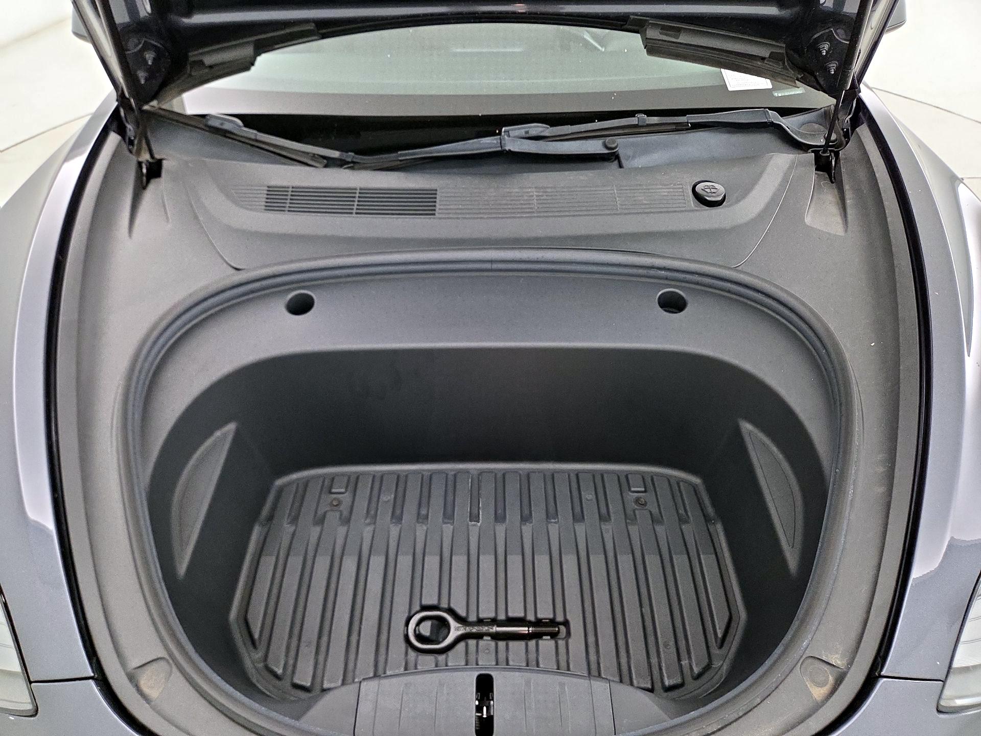 Thumbnail: 2022 Tesla Model 3 - 20