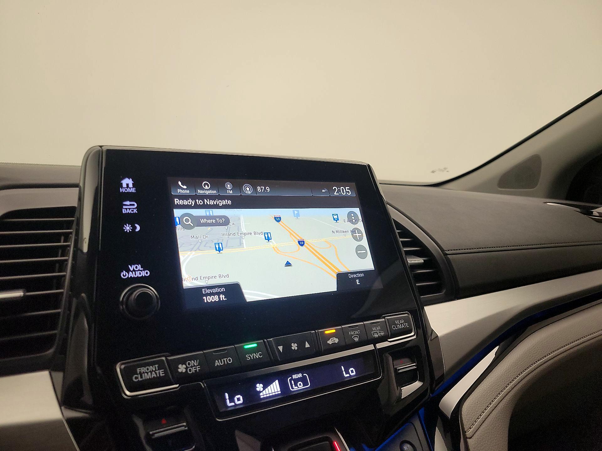 Thumbnail: 2018 Honda Odyssey - 14