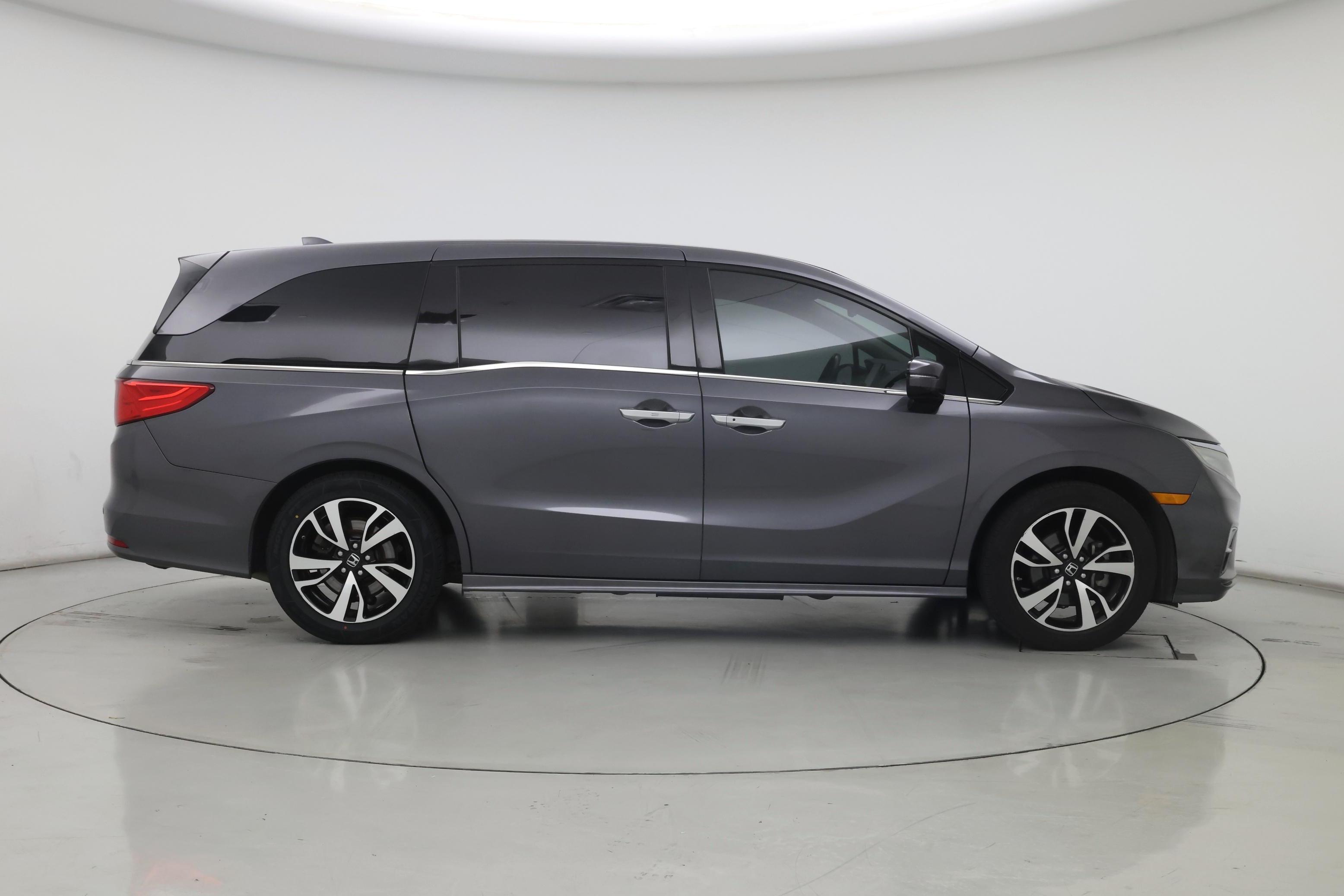 Thumbnail: 2018 Honda Odyssey - 7