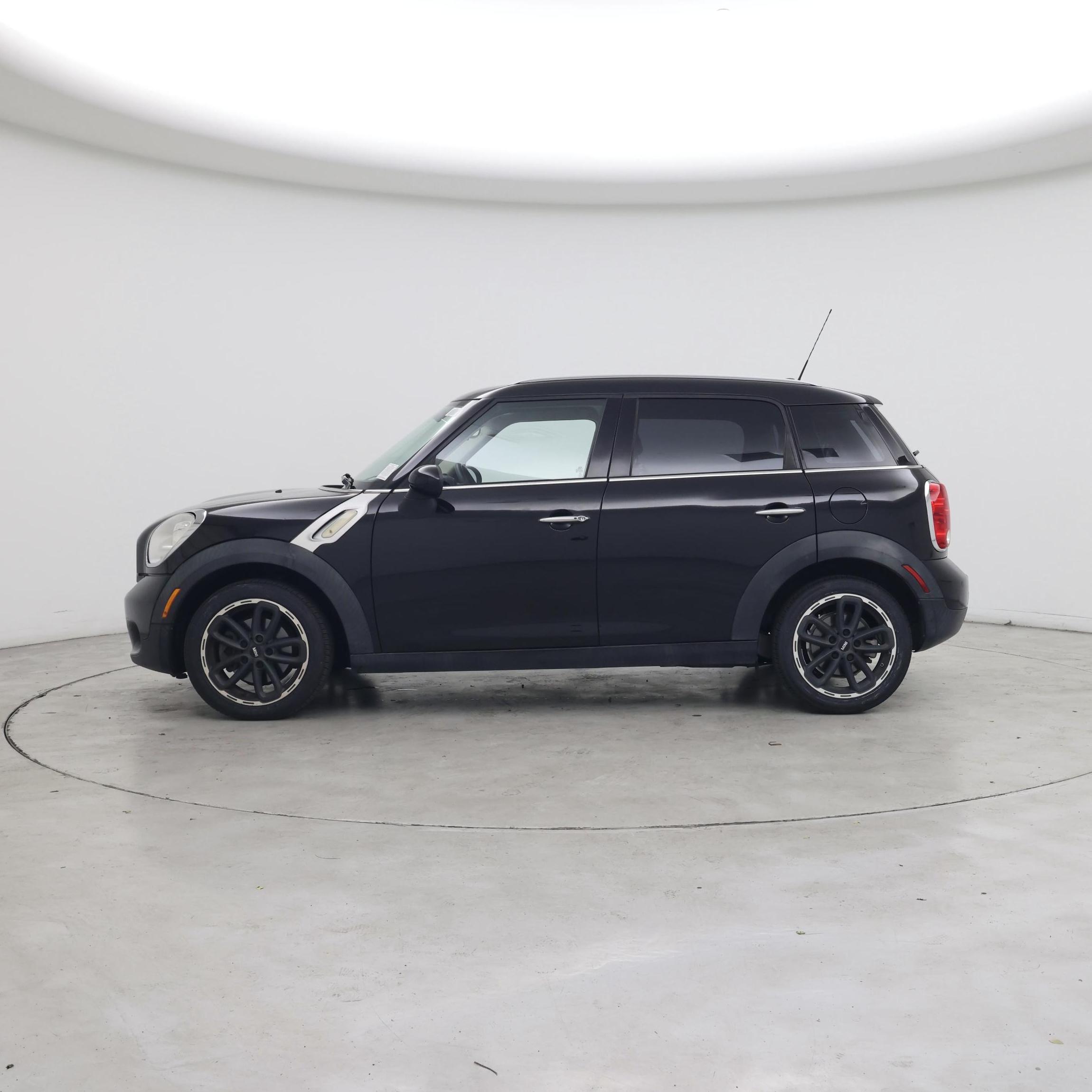 Thumbnail: 2015 MINI Cooper Countryman - 3