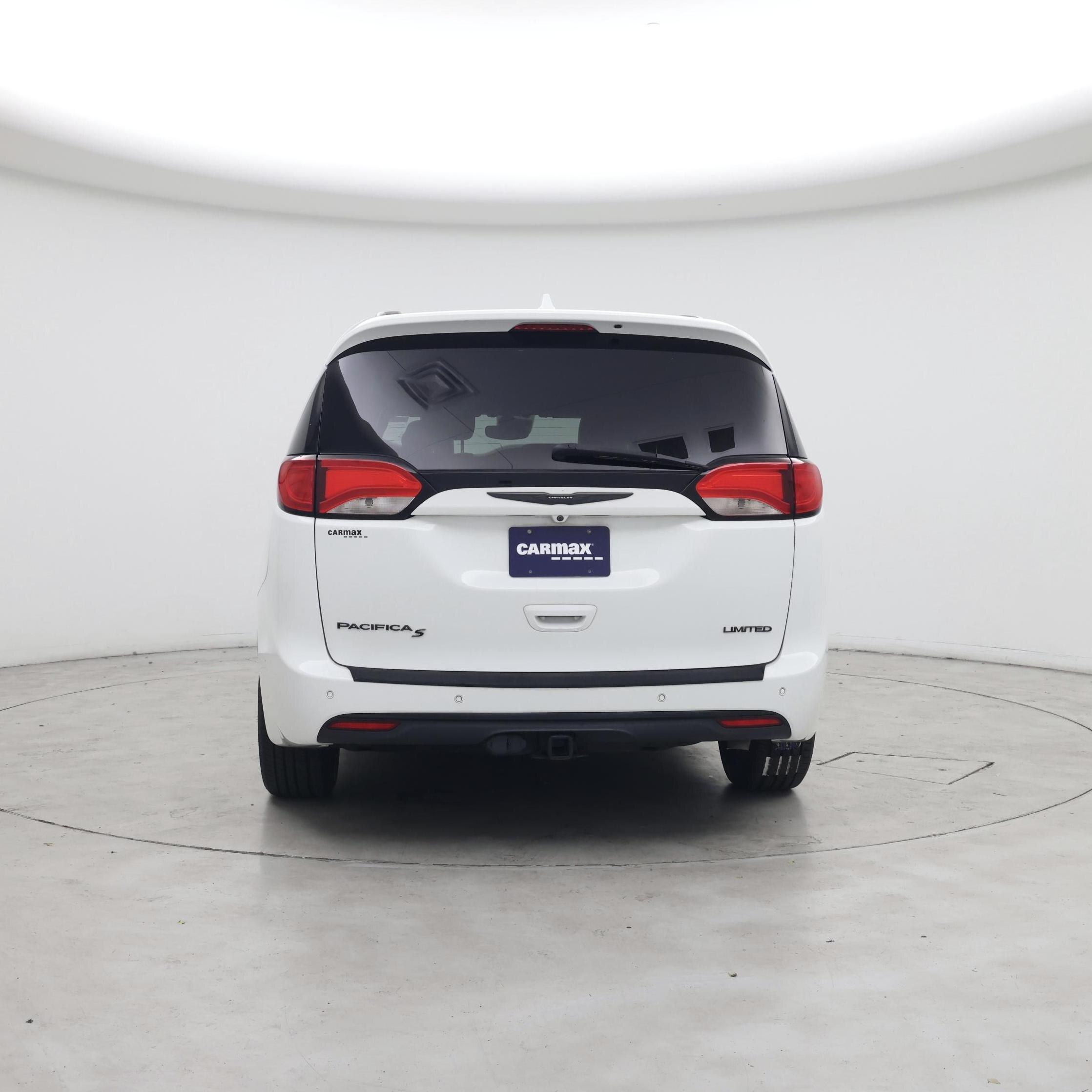 Thumbnail: 2019 Chrysler Pacifica - 6