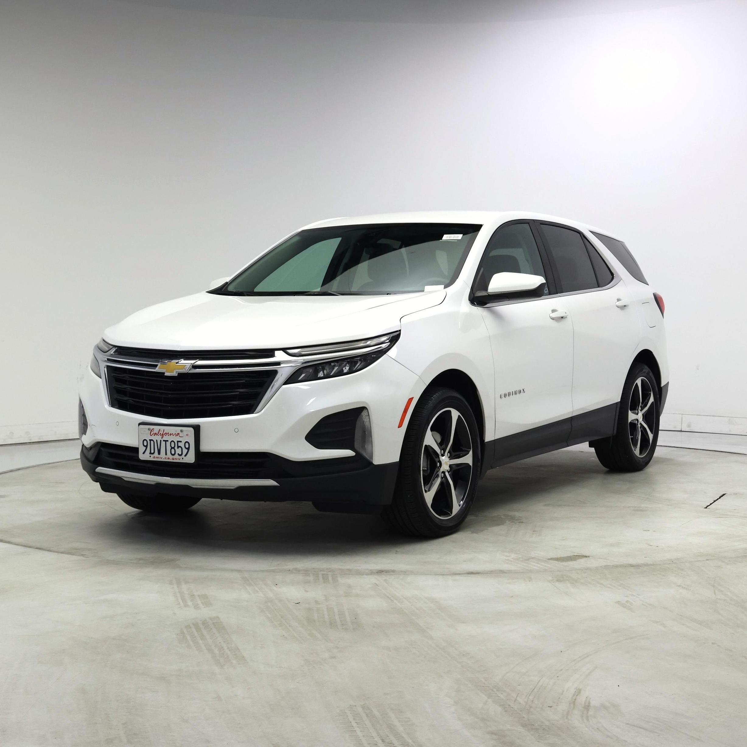 Thumbnail: 2022 Chevrolet Equinox - 4