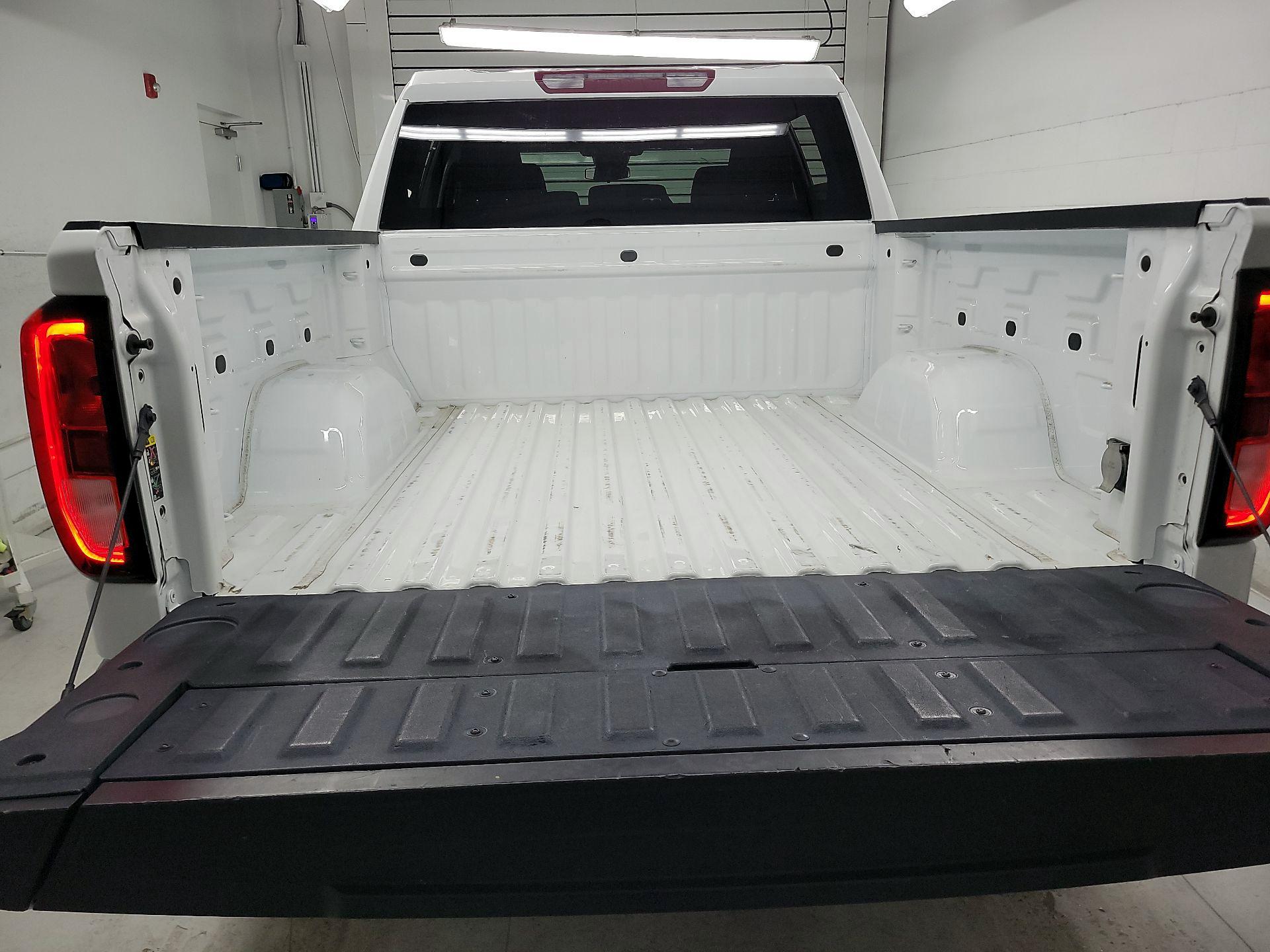 Thumbnail: 2023 GMC Sierra 1500 - 20