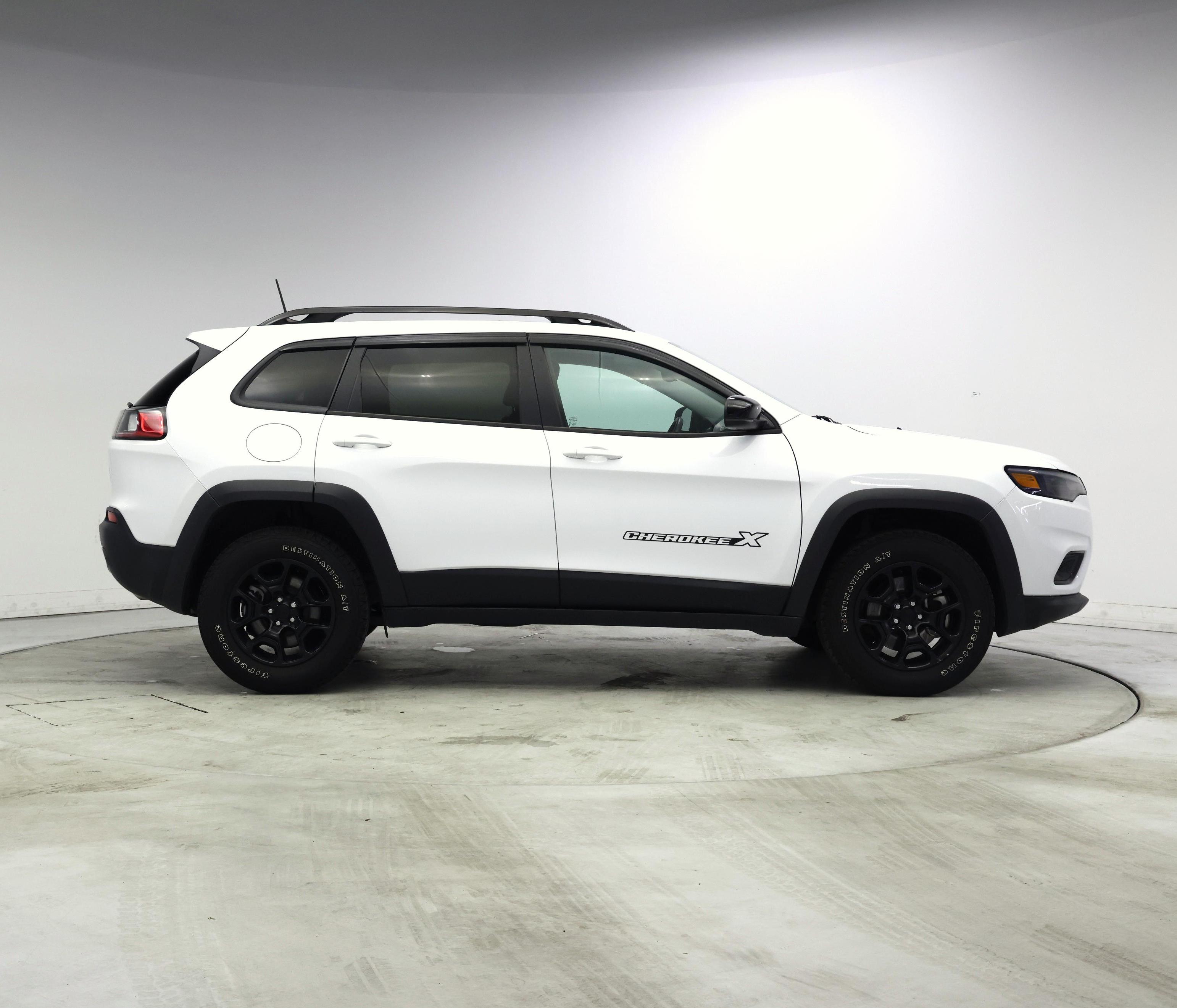 Thumbnail: 2022 Jeep Cherokee - 7