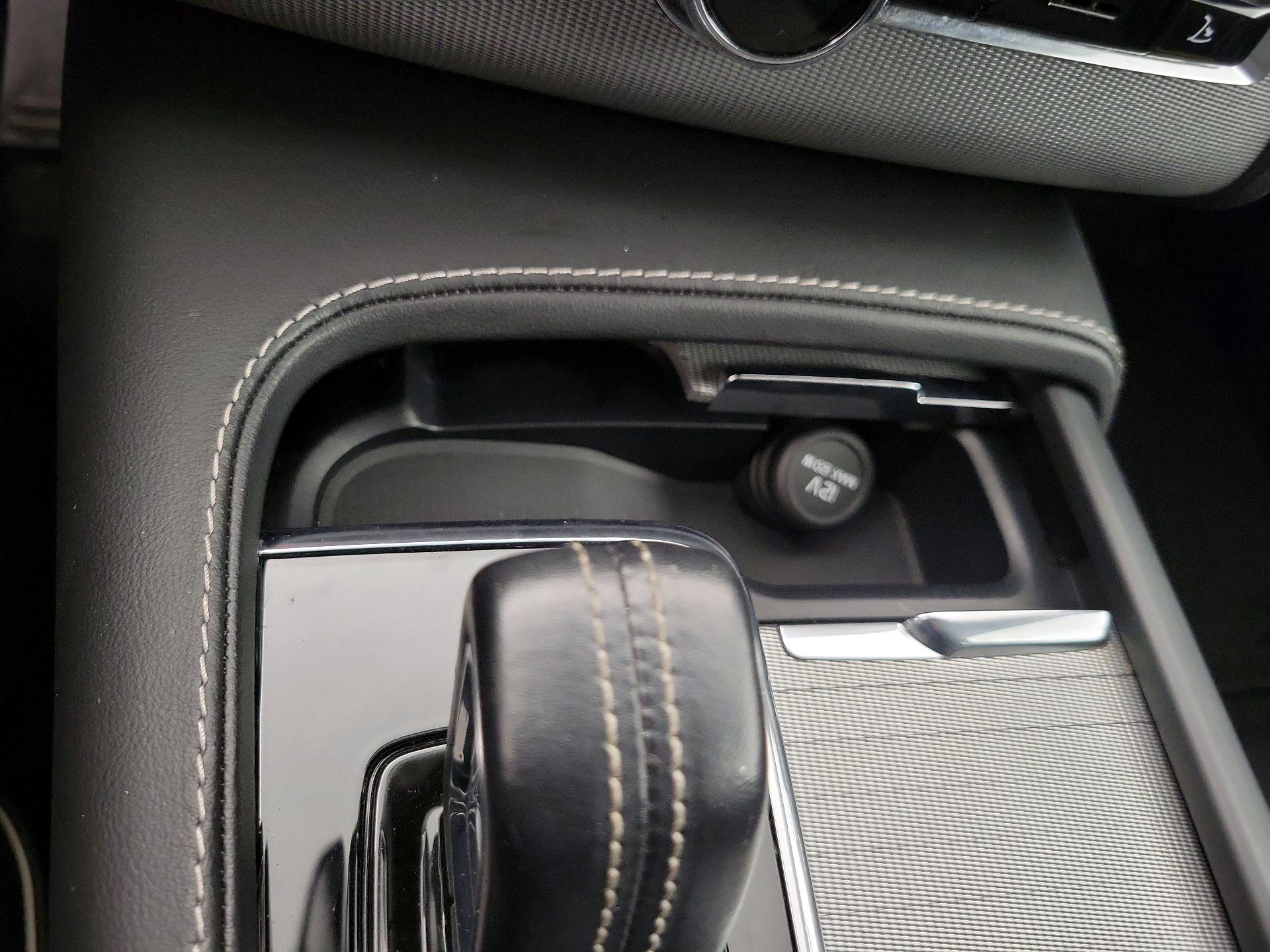 Thumbnail: 2021 Volvo XC90 - 19