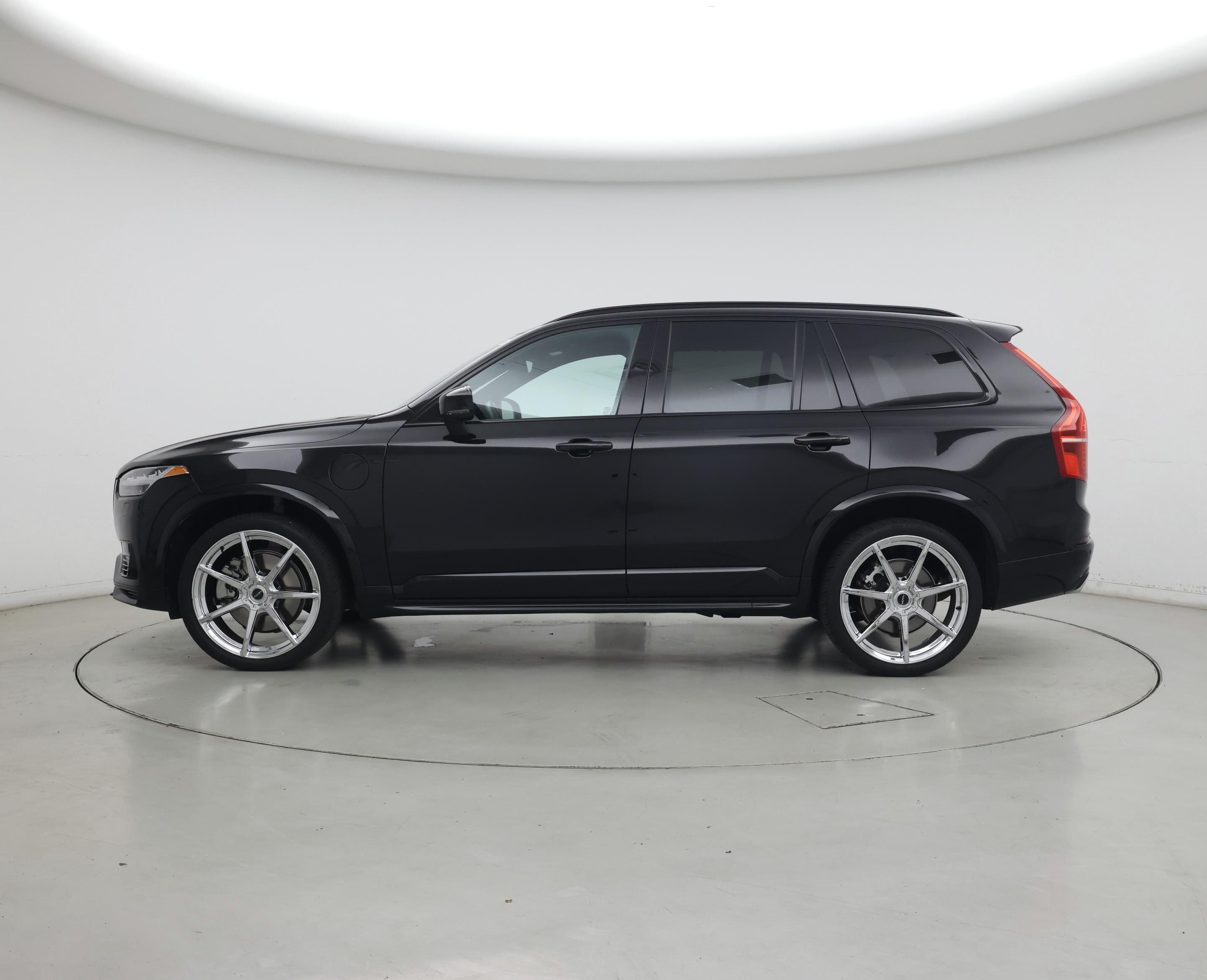 Thumbnail: 2021 Volvo XC90 - 3