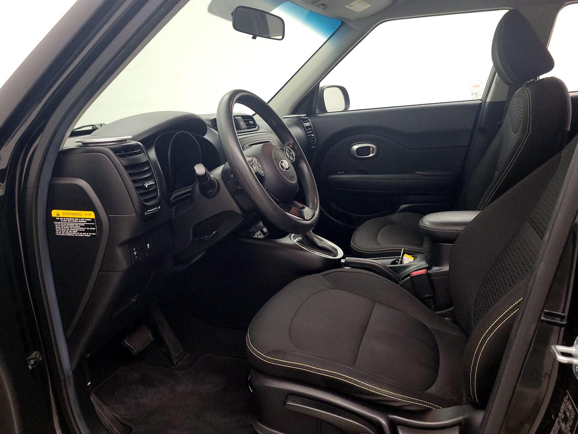 Thumbnail: 2014 Kia Soul - 11