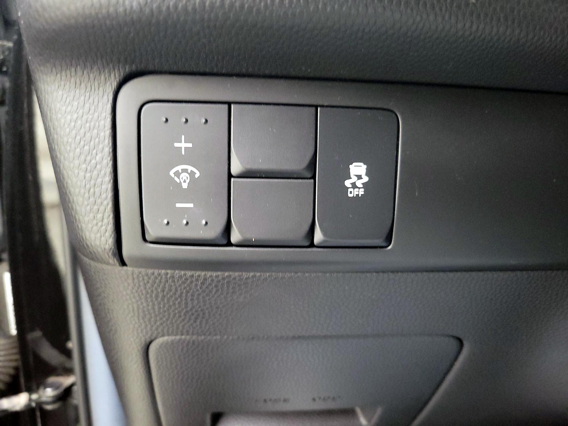 Thumbnail: 2014 Kia Soul - 13