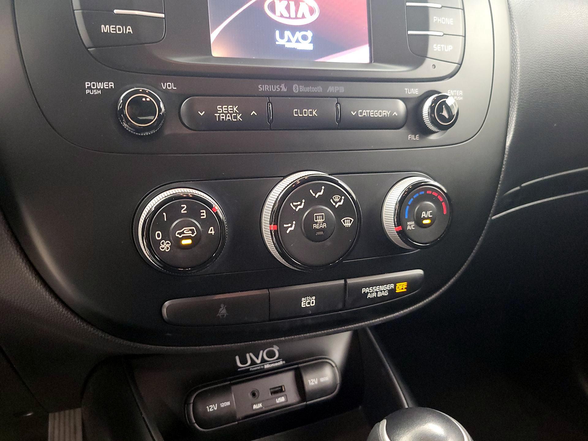 Thumbnail: 2014 Kia Soul - 16
