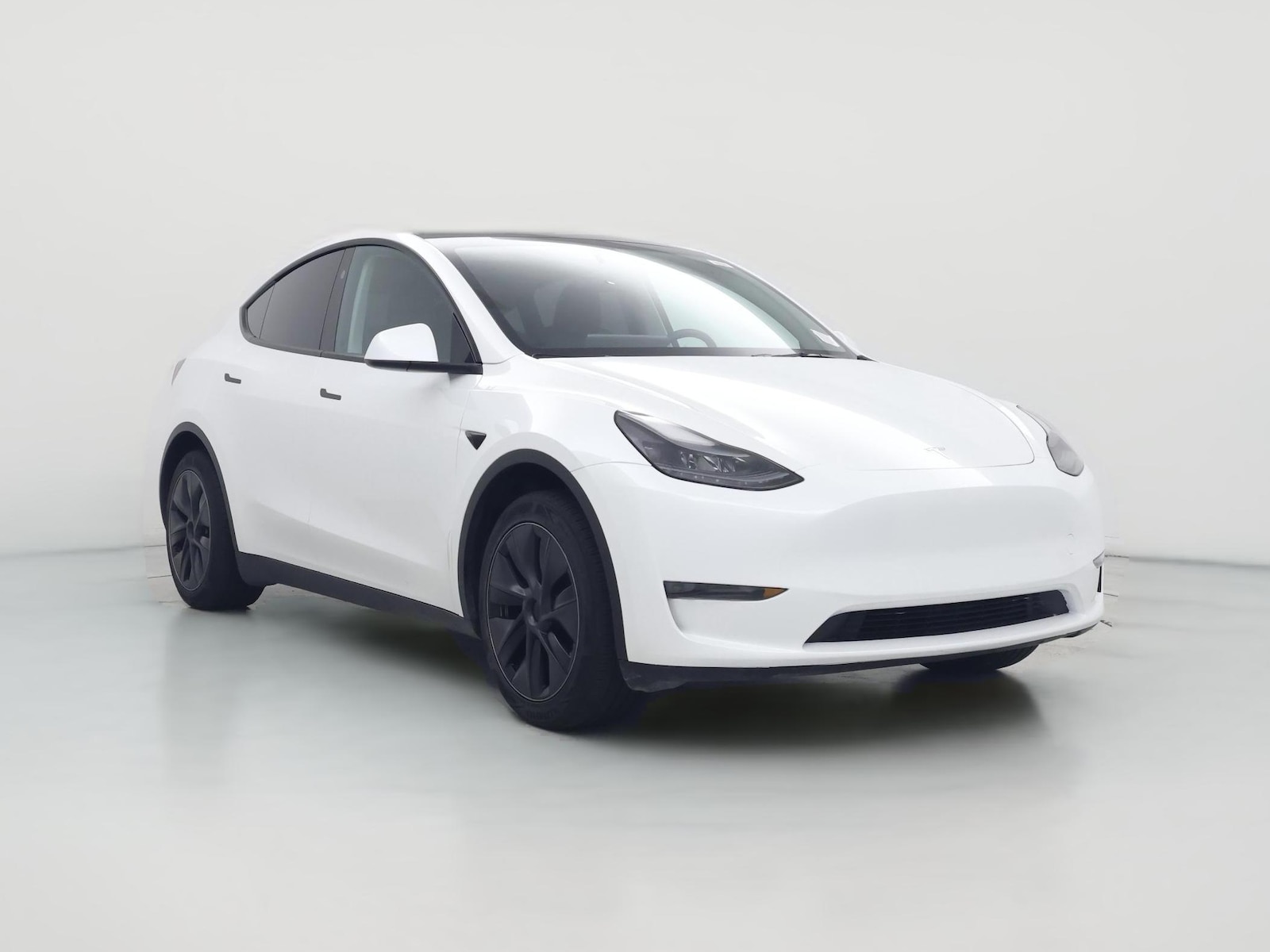 2024 Tesla Model Y Long Range - Photo 1