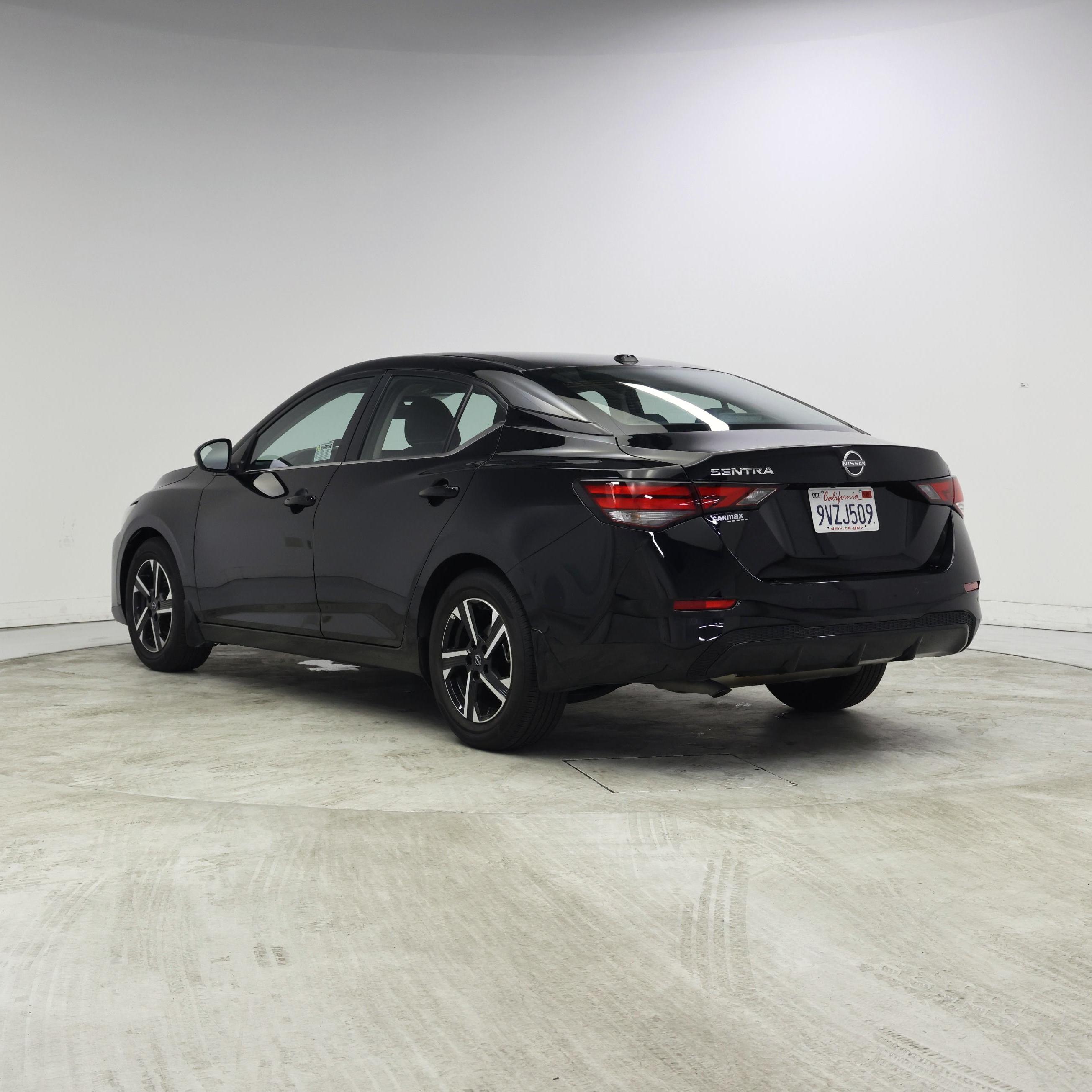 Thumbnail: 2025 Nissan Sentra - 2
