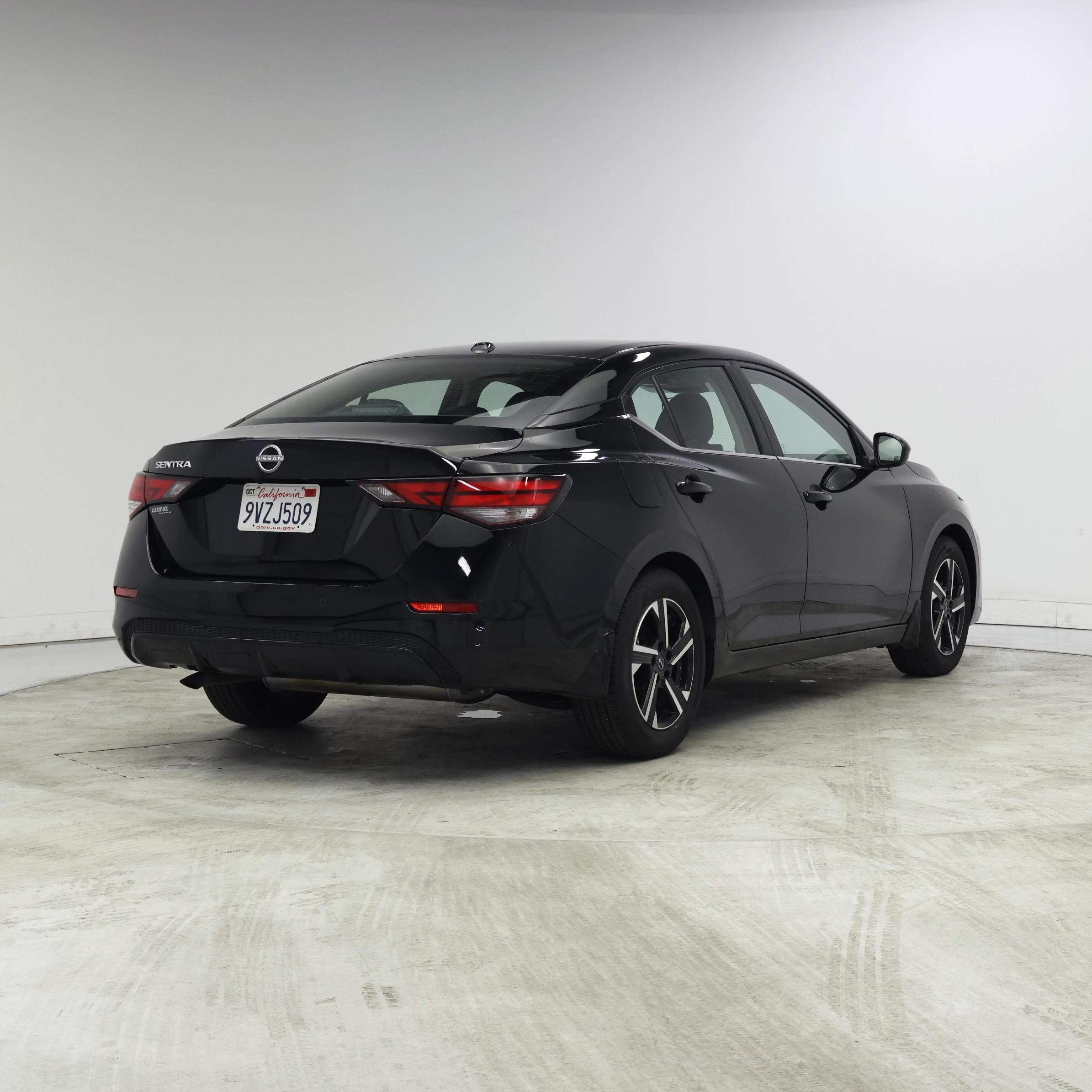 Thumbnail: 2025 Nissan Sentra - 8