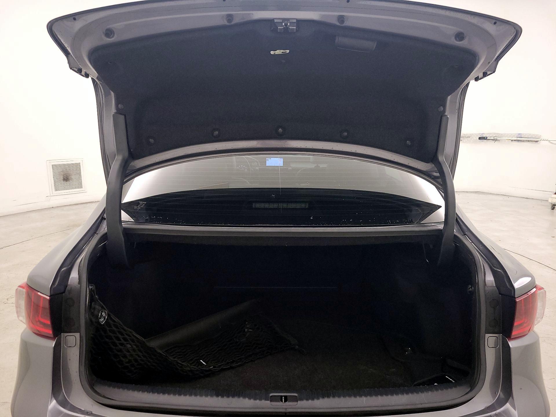 Thumbnail: 2014 Lexus IS - 19