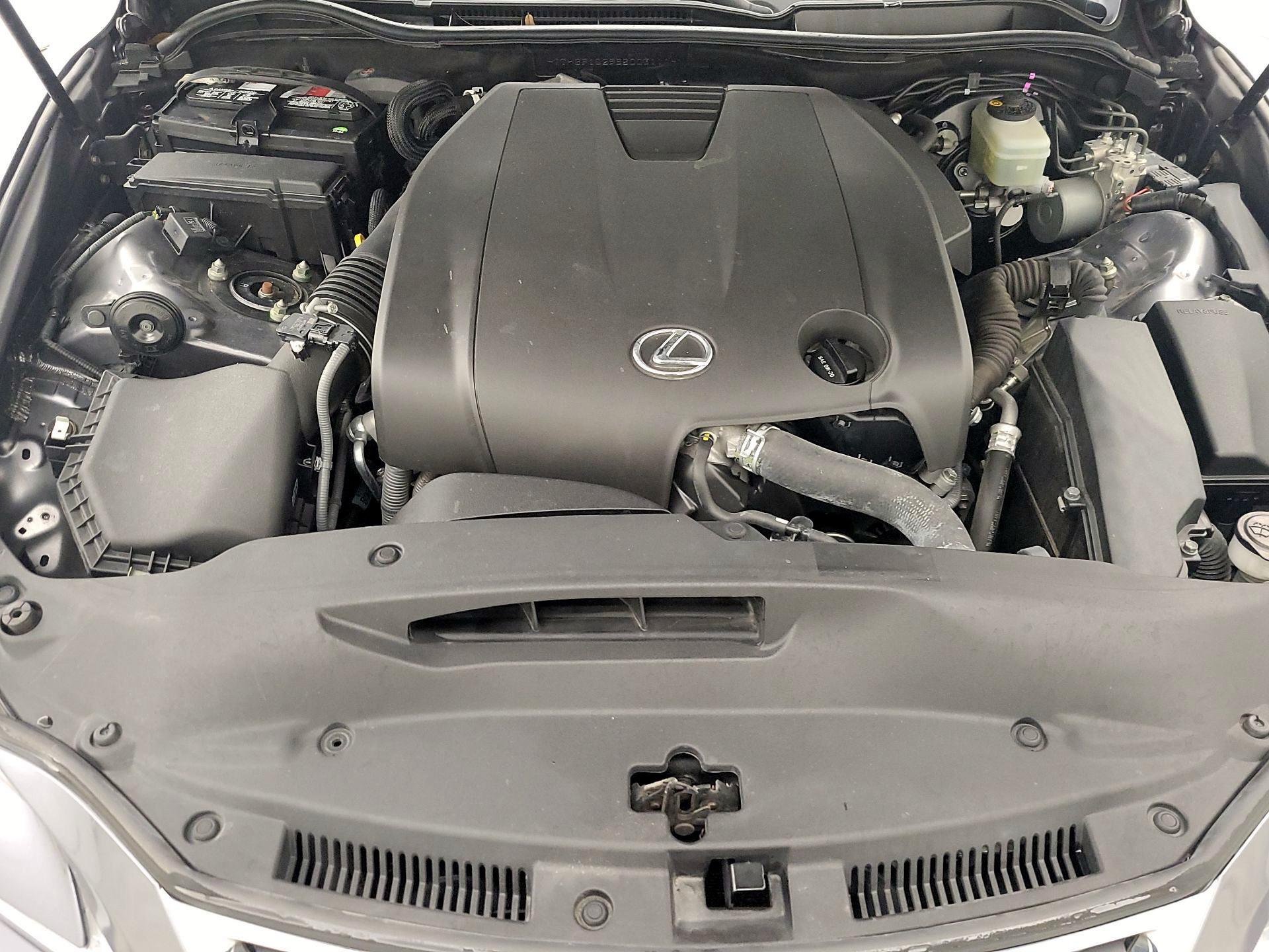 Thumbnail: 2014 Lexus IS - 20