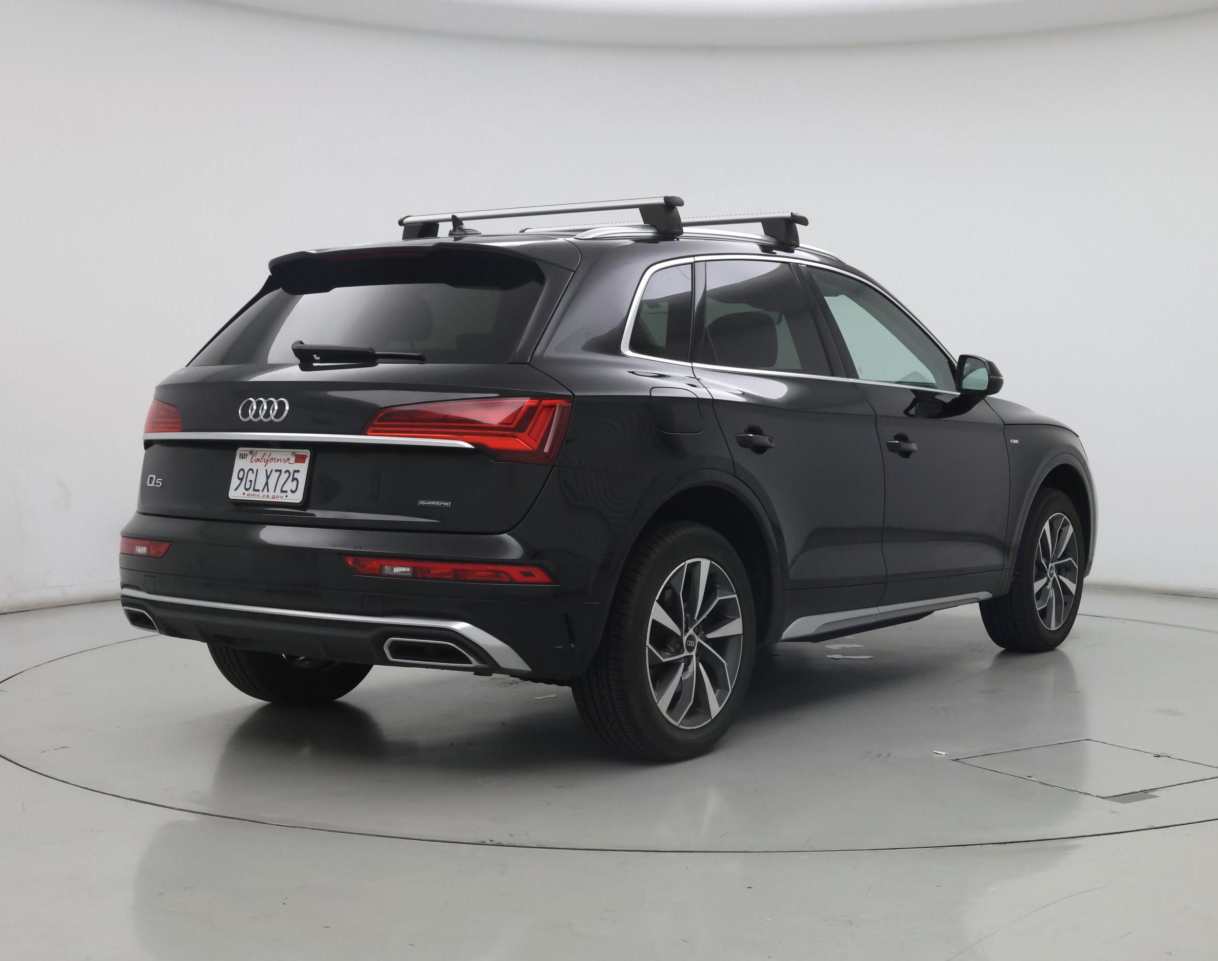 Thumbnail: 2023 Audi Q5 - 8