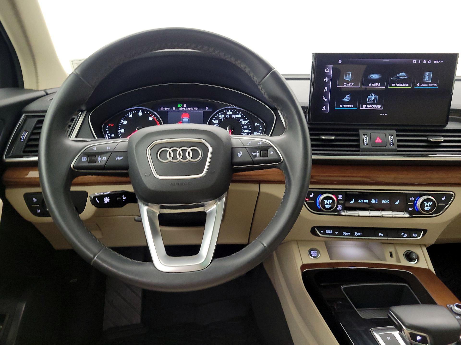 Thumbnail: 2023 Audi Q5 - 10