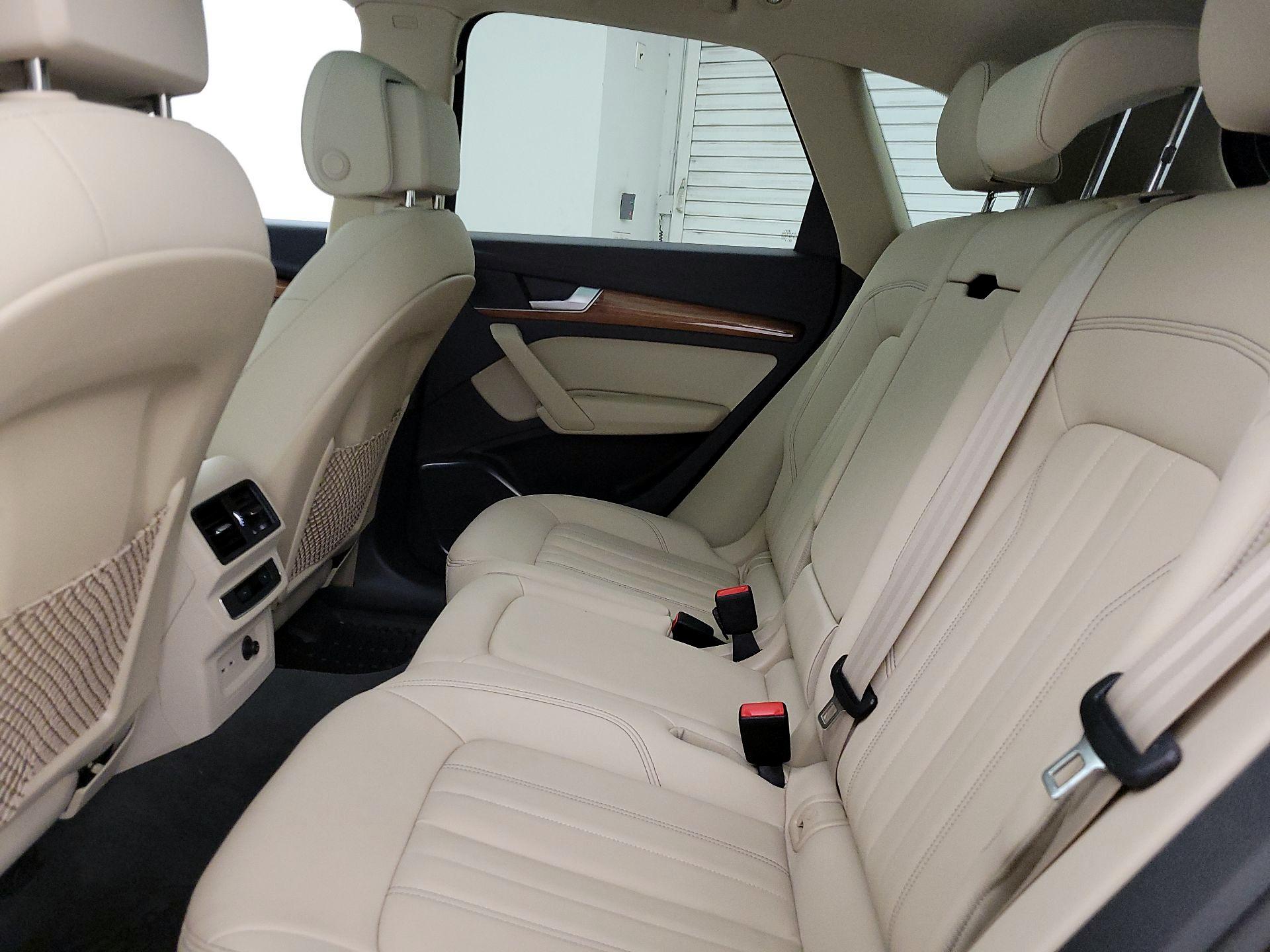 Thumbnail: 2023 Audi Q5 - 20