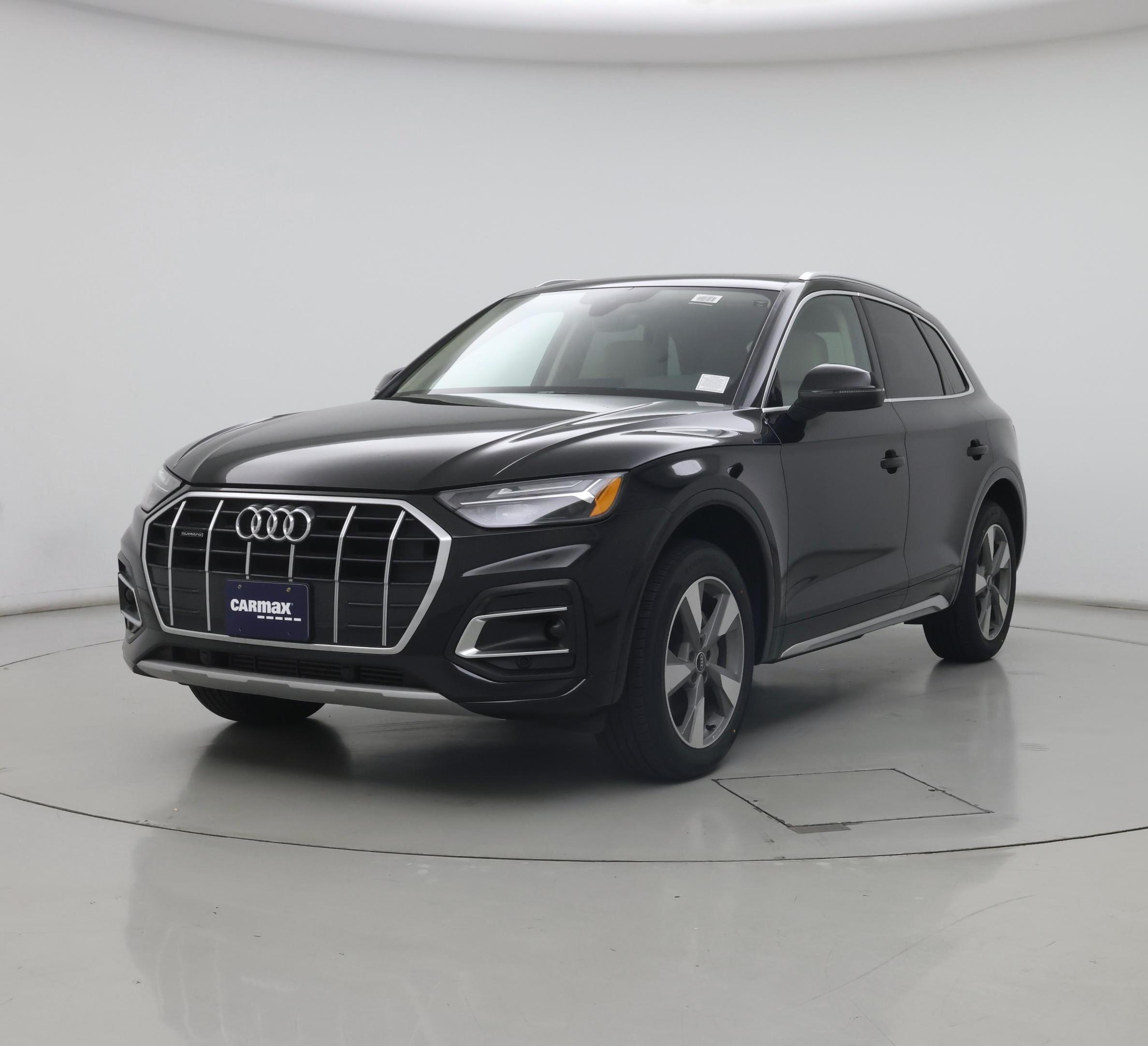 Thumbnail: 2023 Audi Q5 - 4
