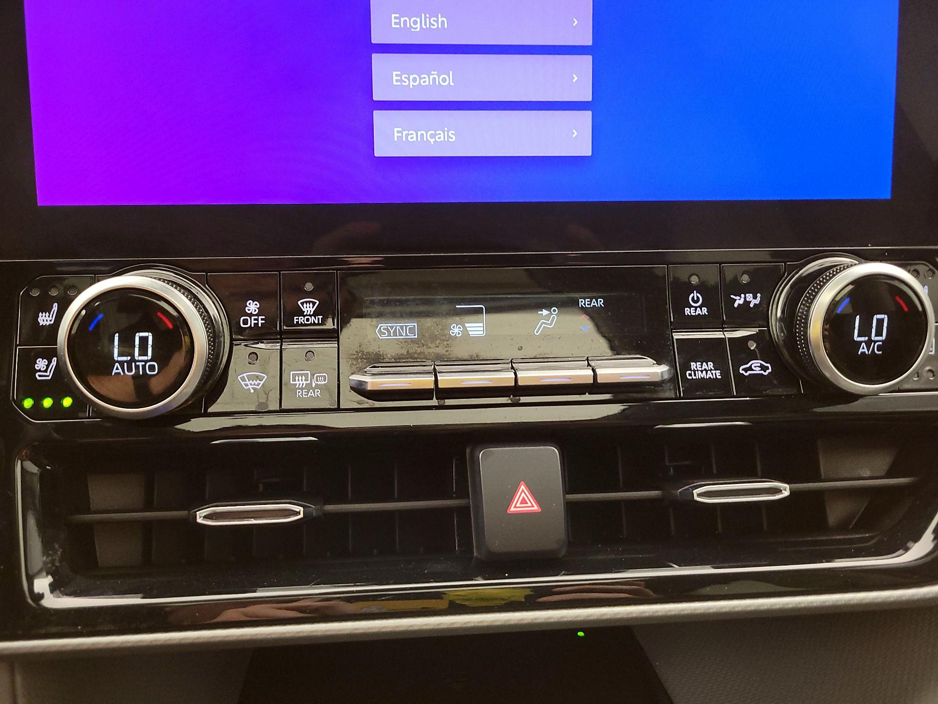 Thumbnail: 2023 Toyota Highlander - 16