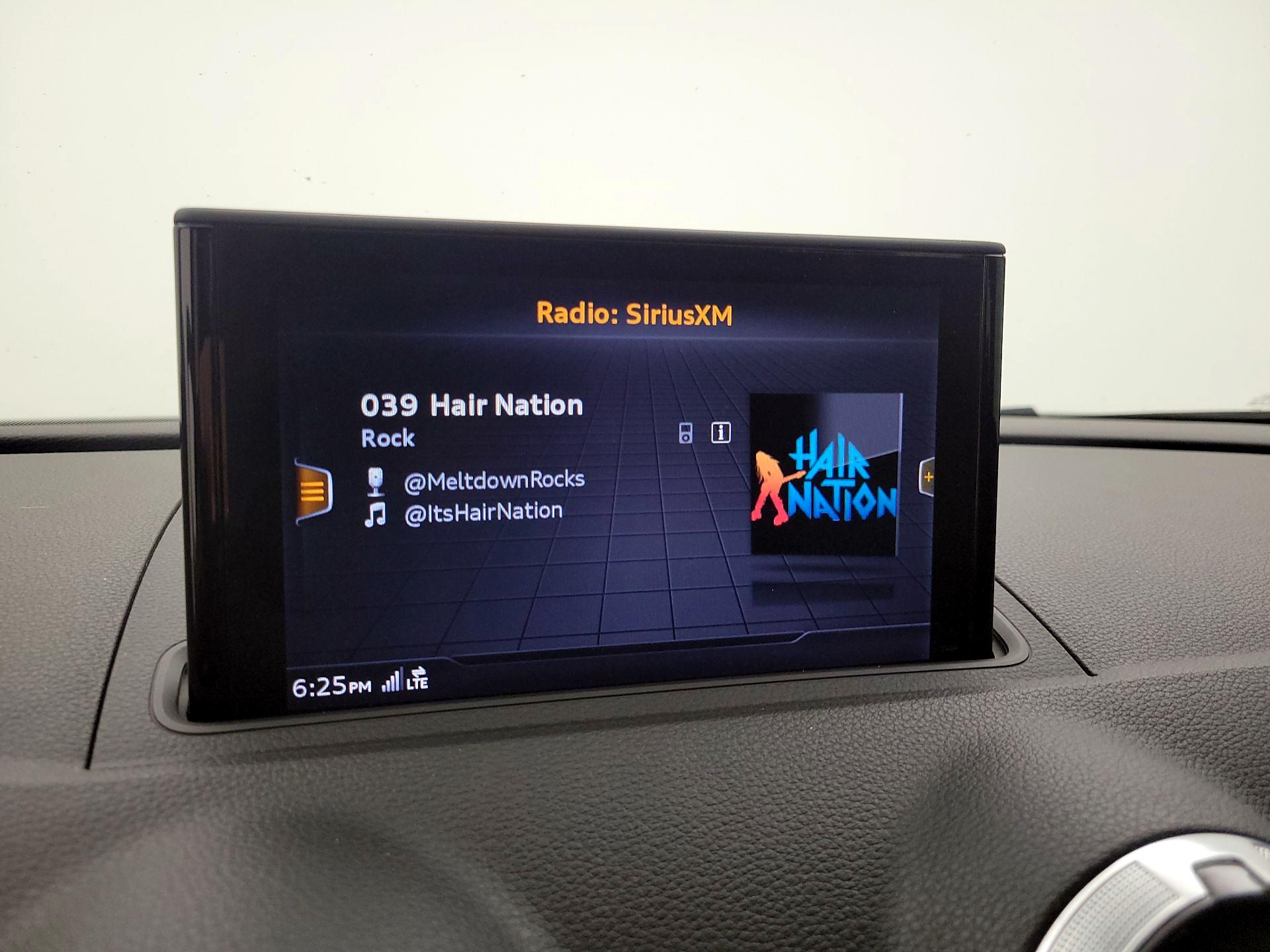 Thumbnail: 2019 Audi S3 - 16