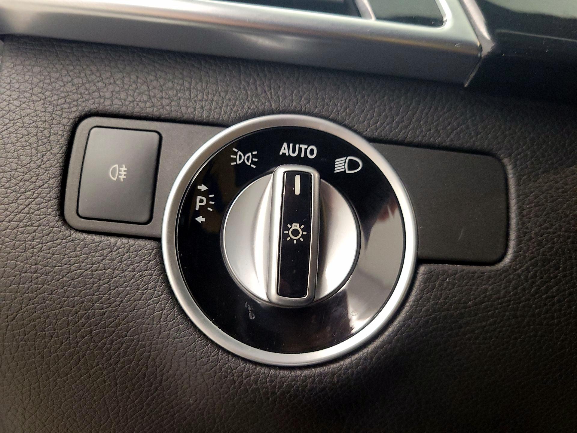 Thumbnail: 2016 Mercedes-Benz GLE - 11