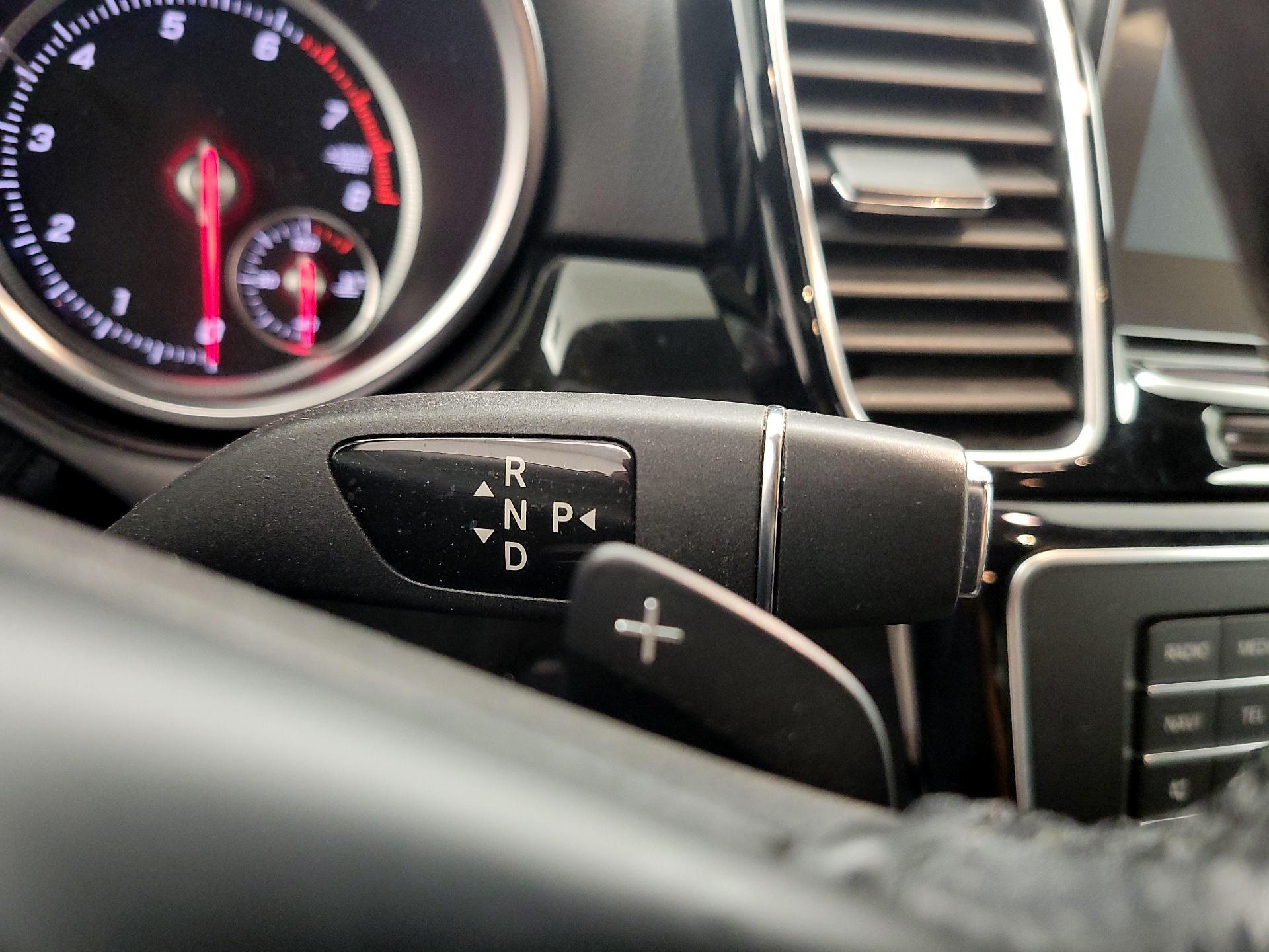 Thumbnail: 2016 Mercedes-Benz GLE - 15