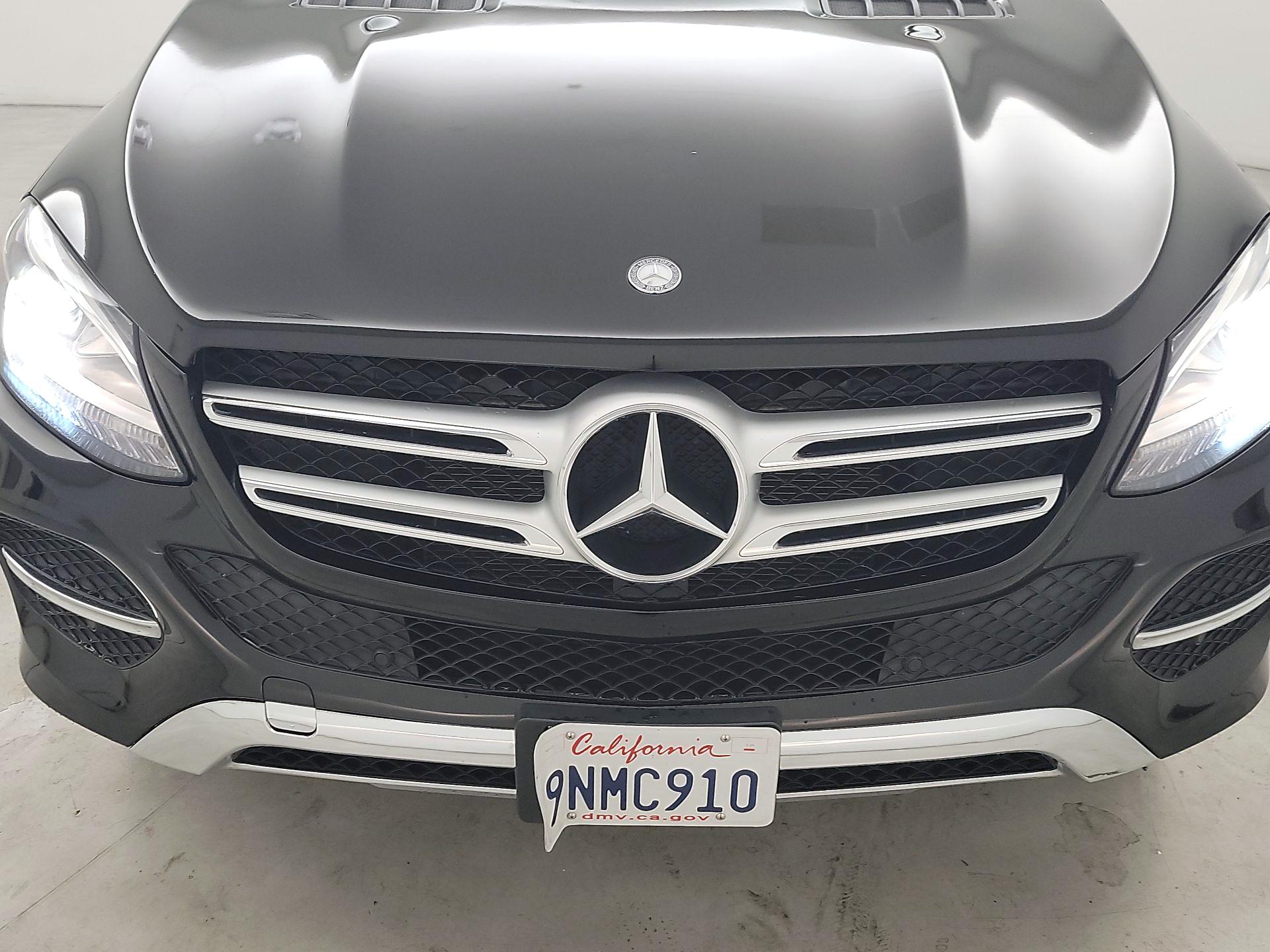 Thumbnail: 2016 Mercedes-Benz GLE - 2