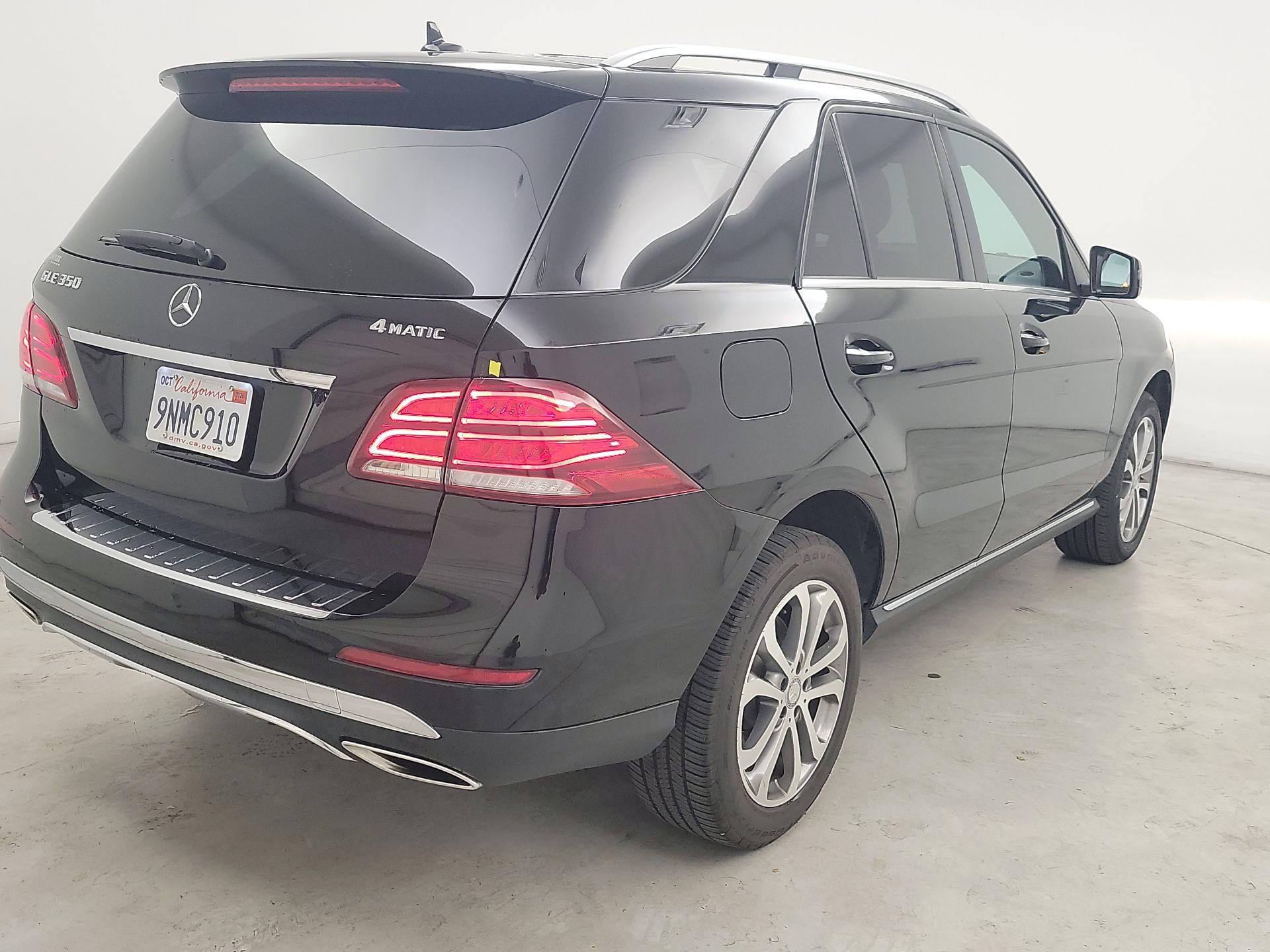 Thumbnail: 2016 Mercedes-Benz GLE - 5