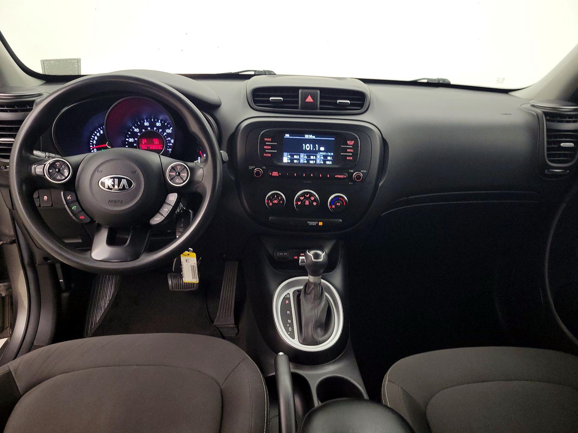 Thumbnail: 2017 Kia Soul - 9