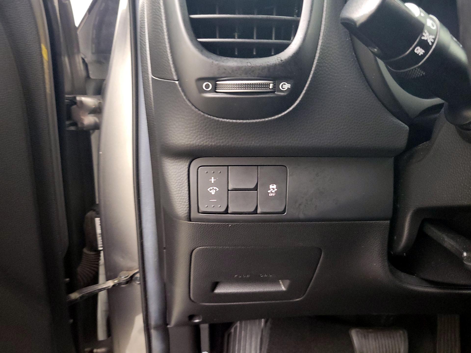 Thumbnail: 2017 Kia Soul - 13