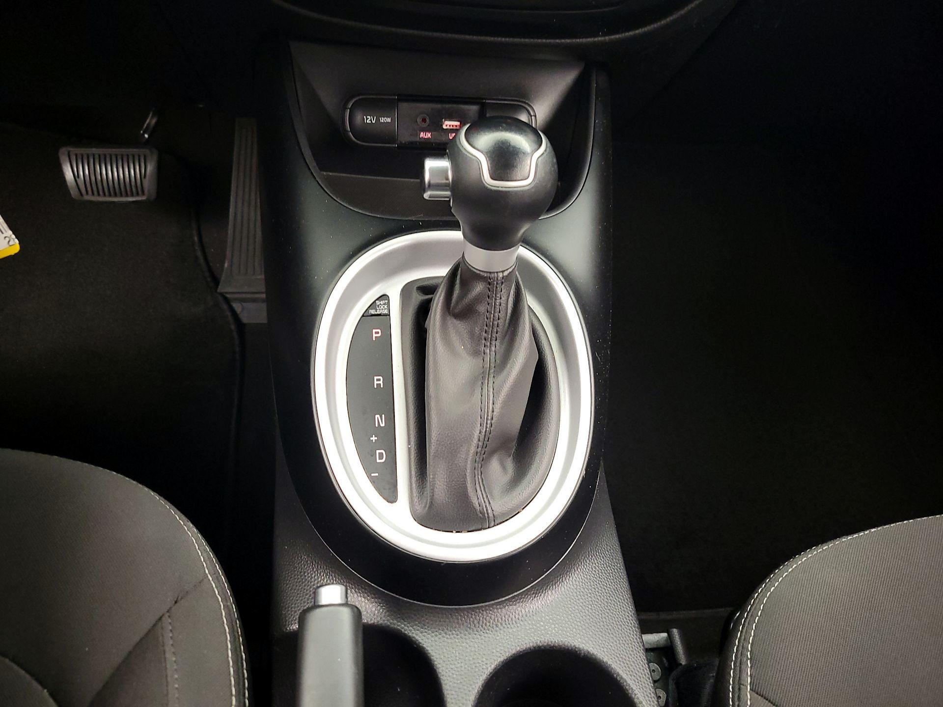 Thumbnail: 2017 Kia Soul - 16