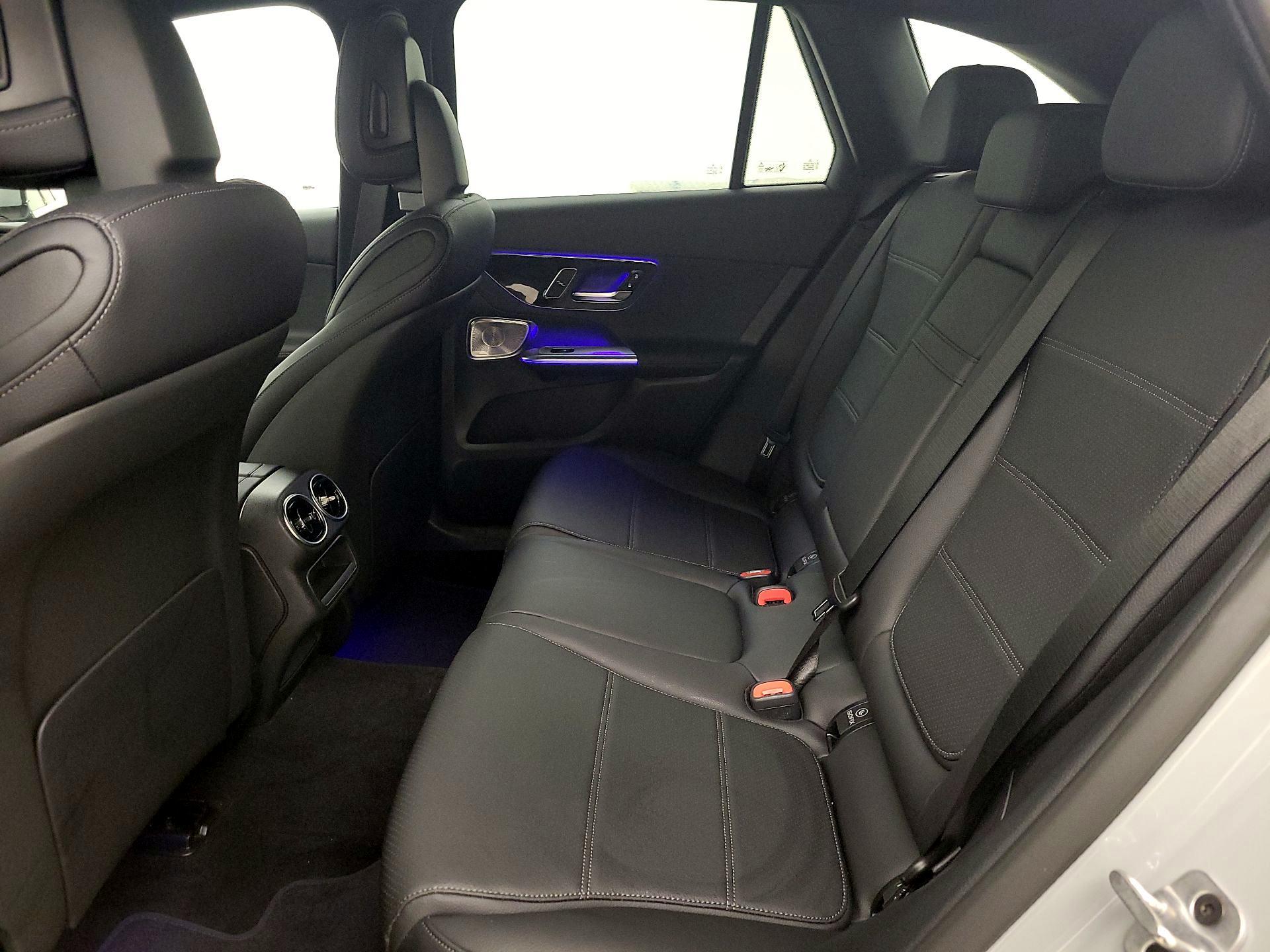 Thumbnail: 2025 Mercedes-Benz GLC - 20